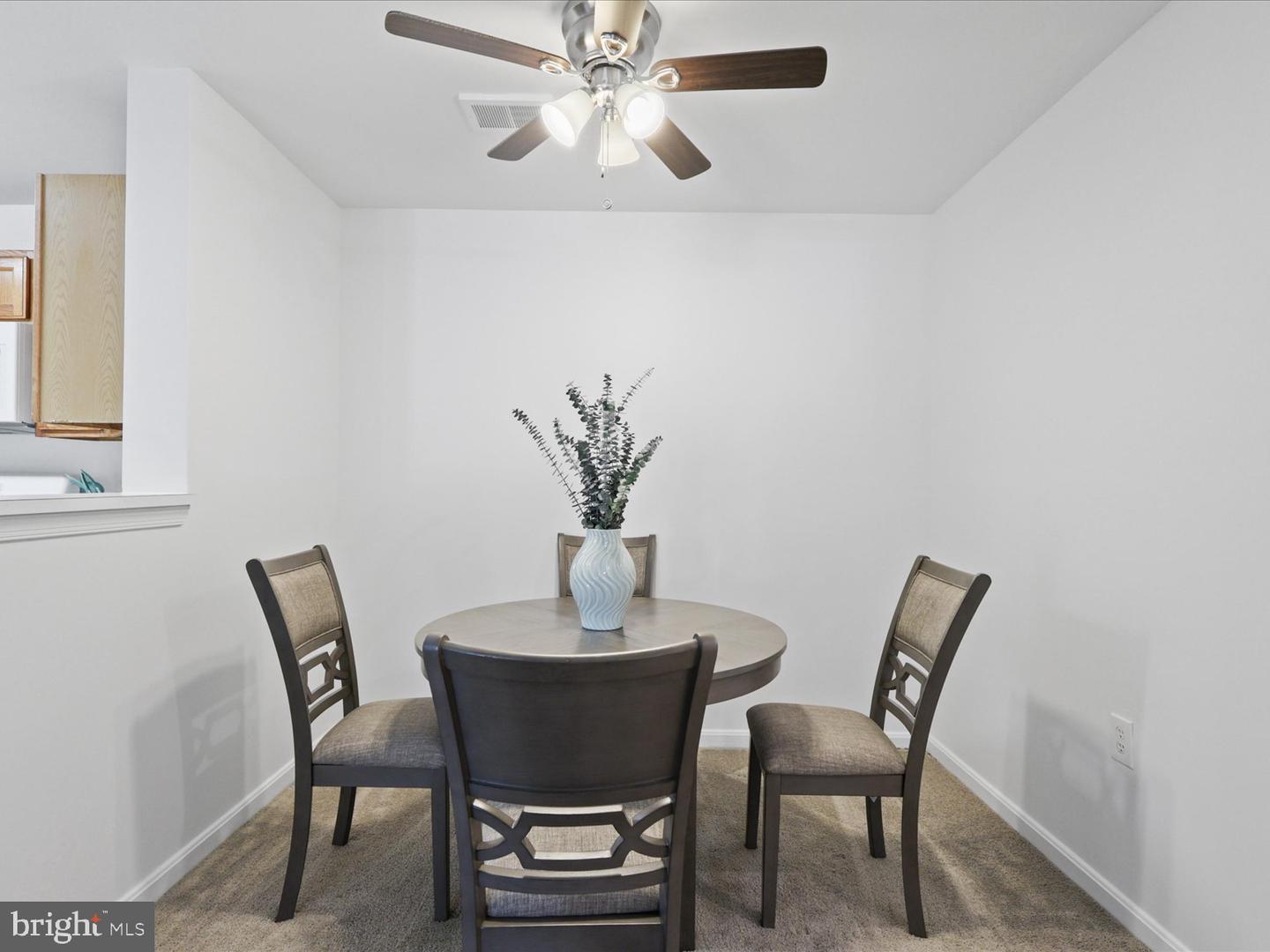 1061 GARDENVIEW LOOP #101, WOODBRIDGE, Virginia 22191, 2 Bedrooms Bedrooms, 6 Rooms Rooms,2 BathroomsBathrooms,Residential,For sale,1061 GARDENVIEW LOOP #101,VAPW2101416 MLS # VAPW2101416 1061 GARDENVIEW LOOP #101, WOODBRIDGE, Virginia 22191, 2 Bedrooms Bedrooms, 6 Rooms Rooms,2 BathroomsBathrooms,Residential,For sale,1061 GARDENVIEW LOOP #101,VAPW2101416 MLS # VAPW2101416