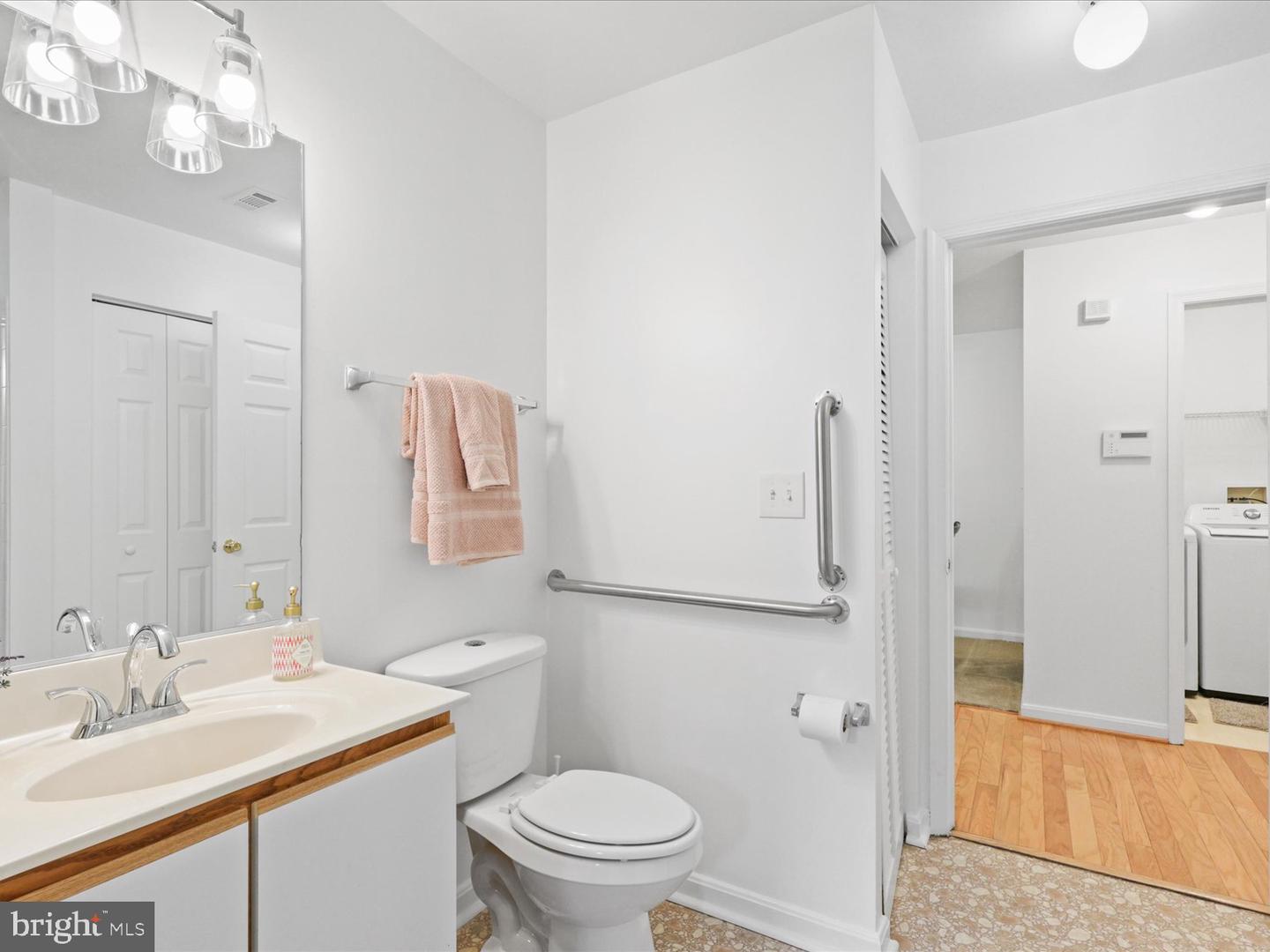 1061 GARDENVIEW LOOP #101, WOODBRIDGE, Virginia 22191, 2 Bedrooms Bedrooms, 6 Rooms Rooms,2 BathroomsBathrooms,Residential,For sale,1061 GARDENVIEW LOOP #101,VAPW2101416 MLS # VAPW2101416 1061 GARDENVIEW LOOP #101, WOODBRIDGE, Virginia 22191, 2 Bedrooms Bedrooms, 6 Rooms Rooms,2 BathroomsBathrooms,Residential,For sale,1061 GARDENVIEW LOOP #101,VAPW2101416 MLS # VAPW2101416