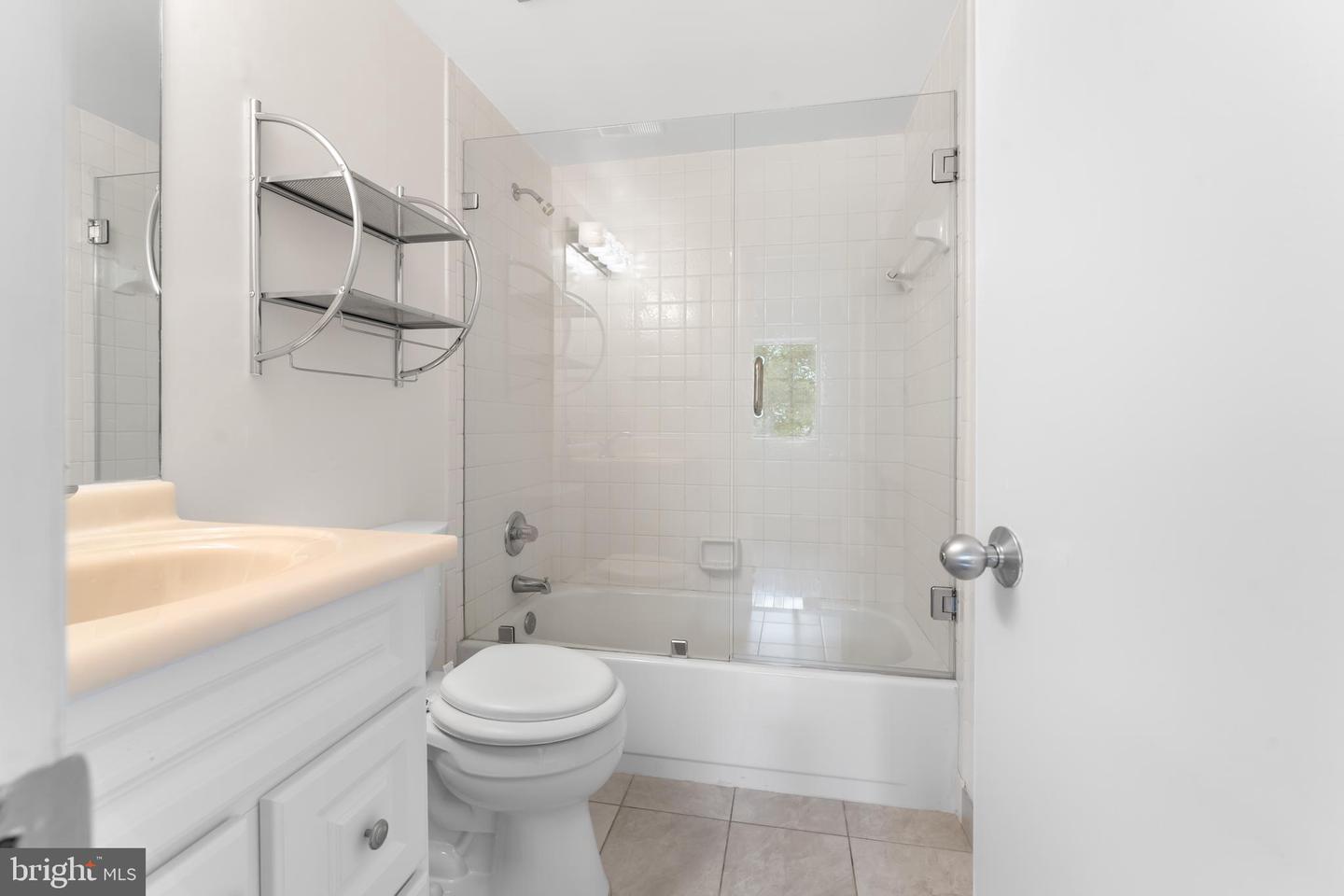 1049 MICHIGAN AVE NE #1049, WASHINGTON, District Of Columbia 20017, 3 Bedrooms Bedrooms, ,2 BathroomsBathrooms,Residential,For sale,1049 MICHIGAN AVE NE #1049,DCDC2215952 MLS # DCDC2215952 1049 MICHIGAN AVE NE #1049, WASHINGTON, District Of Columbia 20017, 3 Bedrooms Bedrooms, ,2 BathroomsBathrooms,Residential,For sale,1049 MICHIGAN AVE NE #1049,DCDC2215952 MLS # DCDC2215952