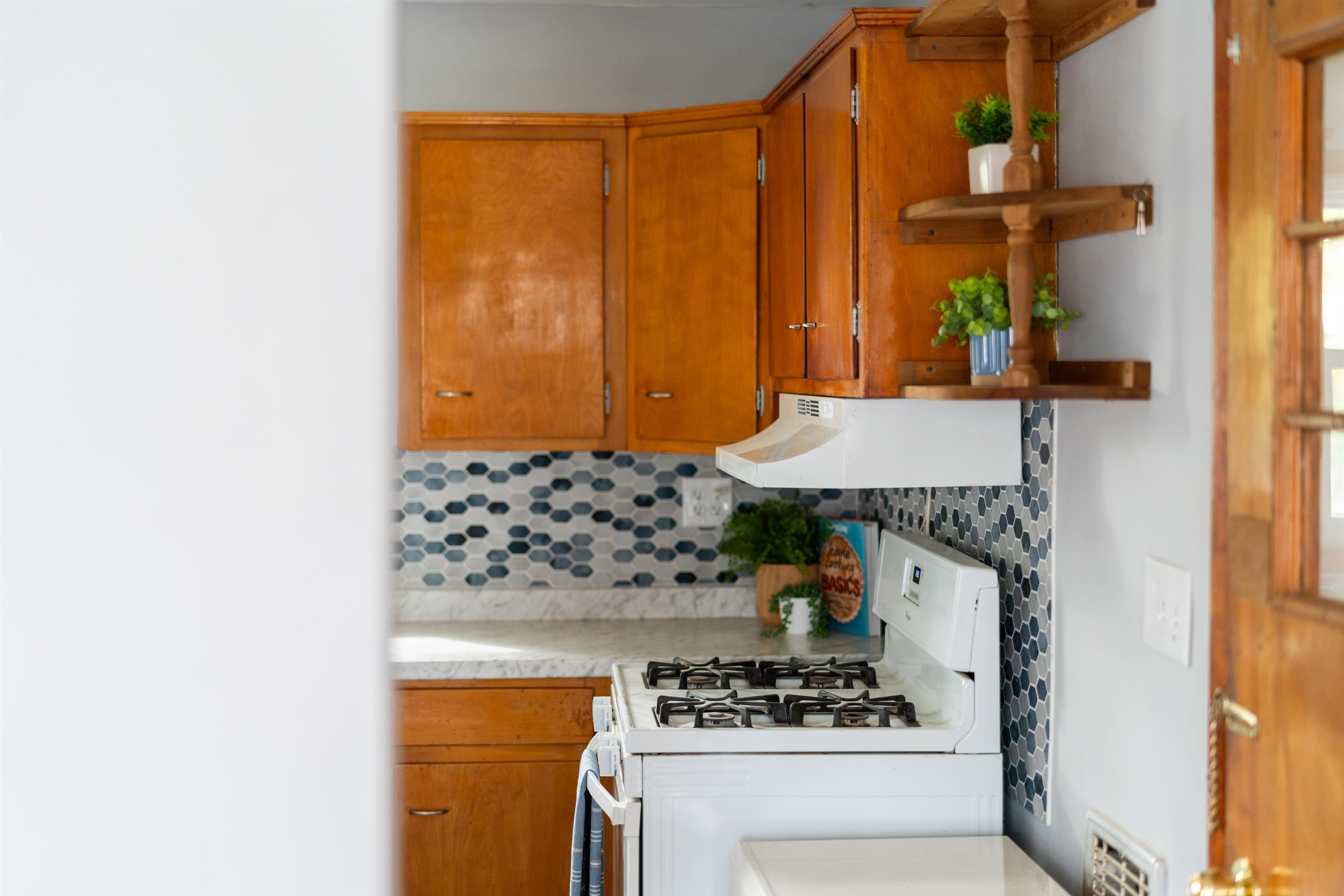 322 RIDGE RD, STAUNTON, Virginia 24401, 3 Bedrooms Bedrooms, ,1 BathroomBathrooms,Residential,322 RIDGE RD,670553 MLS # 670553 322 RIDGE RD, STAUNTON, Virginia 24401, 3 Bedrooms Bedrooms, ,1 BathroomBathrooms,Residential,322 RIDGE RD,670553 MLS # 670553