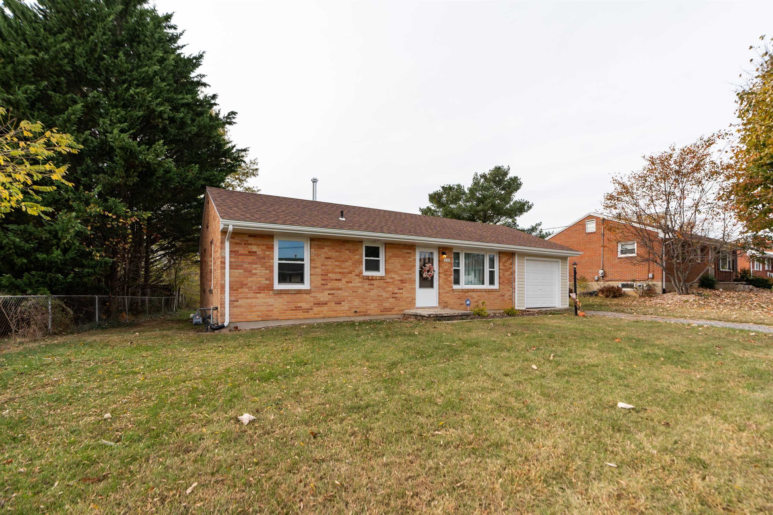 322 RIDGE RD, STAUNTON, Virginia 24401, 3 Bedrooms Bedrooms, ,1 BathroomBathrooms,Residential,322 RIDGE RD,670553 MLS # 670553 322 RIDGE RD, STAUNTON, Virginia 24401, 3 Bedrooms Bedrooms, ,1 BathroomBathrooms,Residential,322 RIDGE RD,670553 MLS # 670553