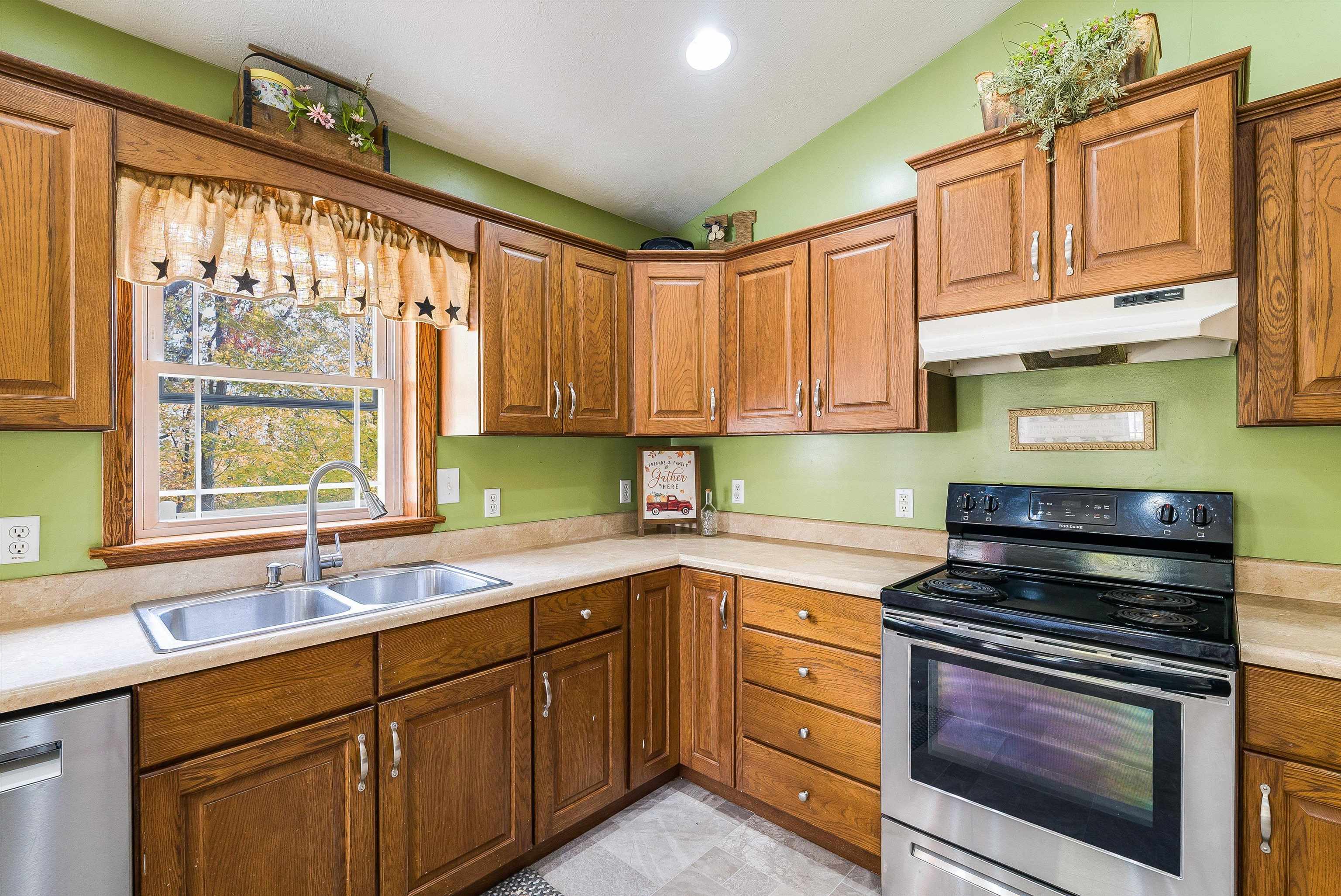 8499 COPPERHEAD RD, SINGERS GLEN, Virginia 22830, 4 Bedrooms Bedrooms, ,3 BathroomsBathrooms,Residential,8499 COPPERHEAD RD,670554 MLS # 670554 8499 COPPERHEAD RD, SINGERS GLEN, Virginia 22830, 4 Bedrooms Bedrooms, ,3 BathroomsBathrooms,Residential,8499 COPPERHEAD RD,670554 MLS # 670554