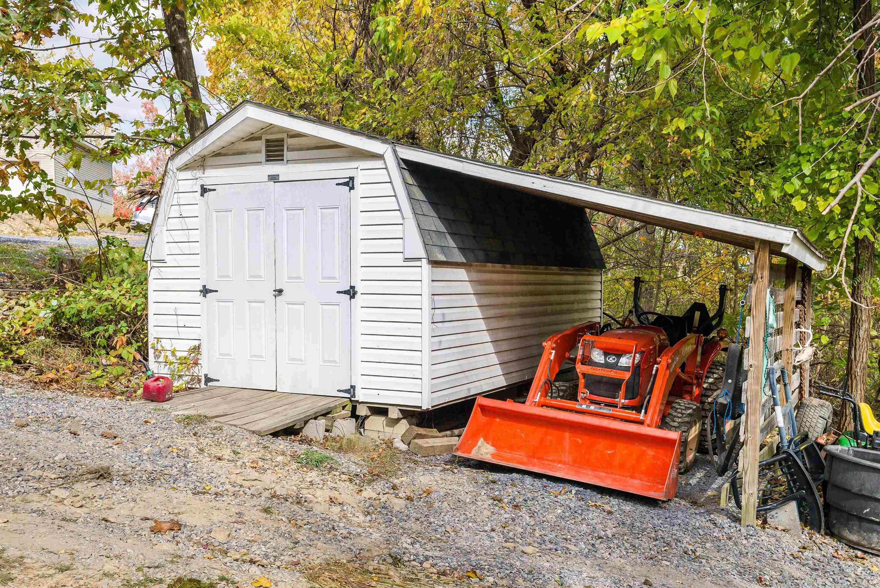 8499 COPPERHEAD RD, SINGERS GLEN, Virginia 22830, 4 Bedrooms Bedrooms, ,3 BathroomsBathrooms,Residential,8499 COPPERHEAD RD,670554 MLS # 670554 8499 COPPERHEAD RD, SINGERS GLEN, Virginia 22830, 4 Bedrooms Bedrooms, ,3 BathroomsBathrooms,Residential,8499 COPPERHEAD RD,670554 MLS # 670554