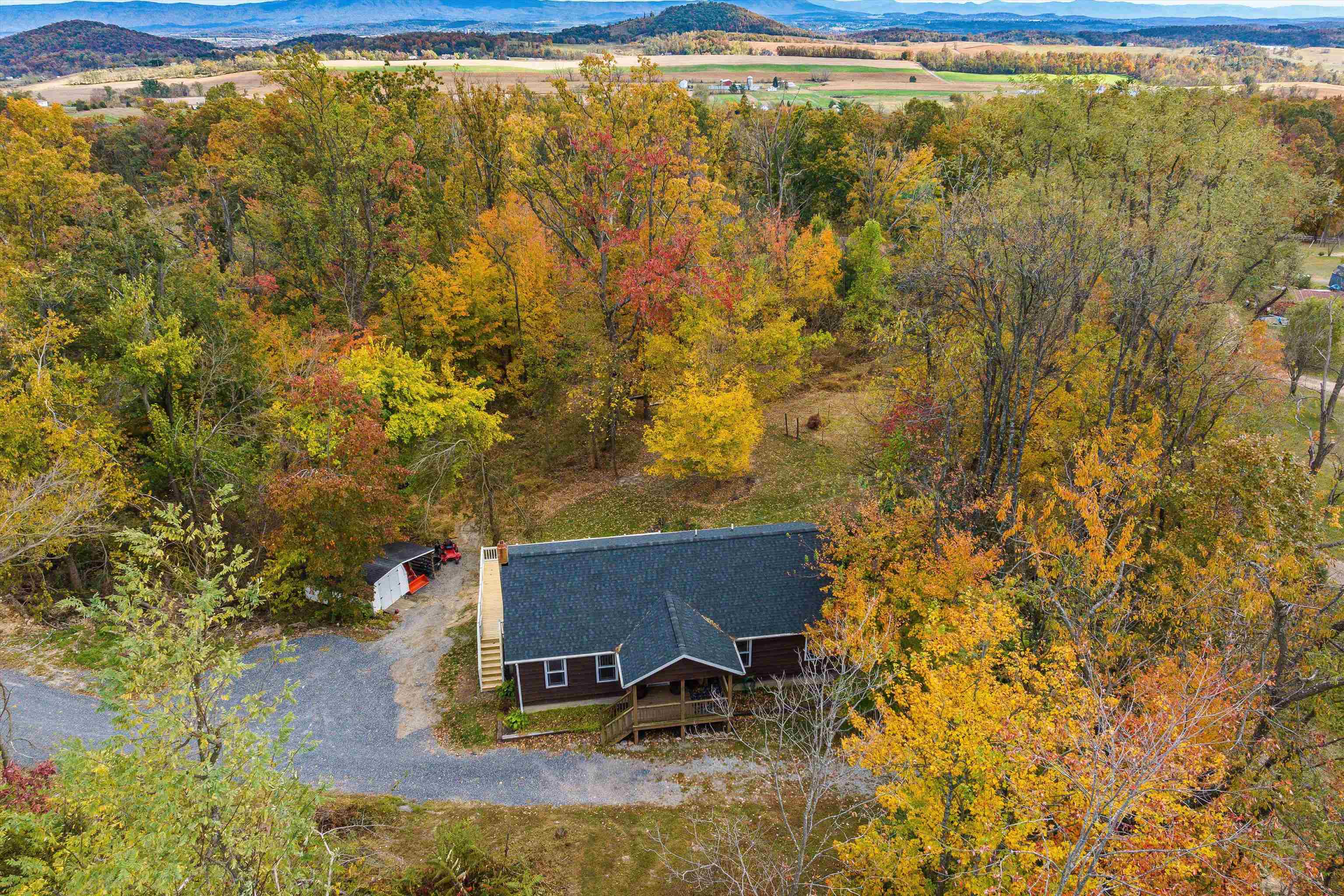 8499 COPPERHEAD RD, SINGERS GLEN, Virginia 22830, 4 Bedrooms Bedrooms, ,3 BathroomsBathrooms,Residential,8499 COPPERHEAD RD,670554 MLS # 670554 8499 COPPERHEAD RD, SINGERS GLEN, Virginia 22830, 4 Bedrooms Bedrooms, ,3 BathroomsBathrooms,Residential,8499 COPPERHEAD RD,670554 MLS # 670554
