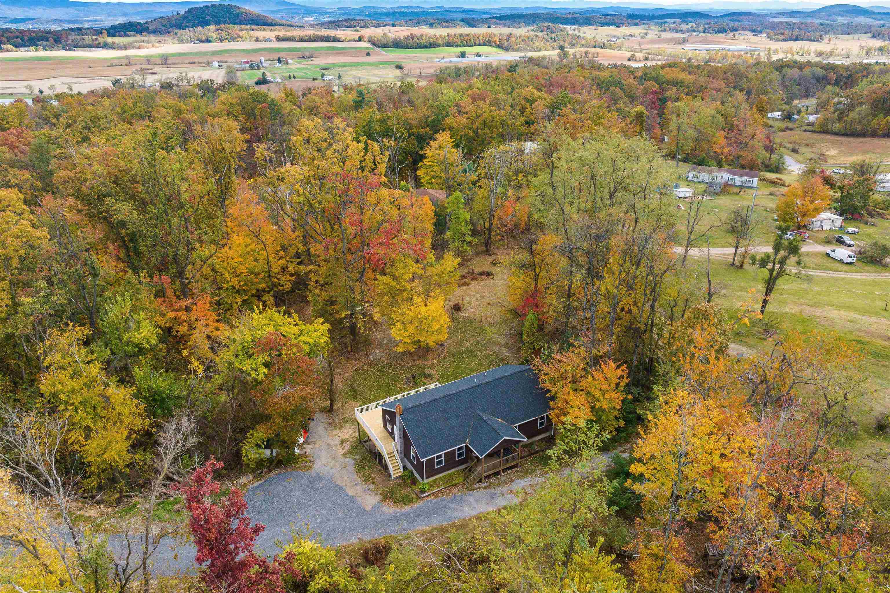 8499 COPPERHEAD RD, SINGERS GLEN, Virginia 22830, 4 Bedrooms Bedrooms, ,3 BathroomsBathrooms,Residential,8499 COPPERHEAD RD,670554 MLS # 670554 8499 COPPERHEAD RD, SINGERS GLEN, Virginia 22830, 4 Bedrooms Bedrooms, ,3 BathroomsBathrooms,Residential,8499 COPPERHEAD RD,670554 MLS # 670554