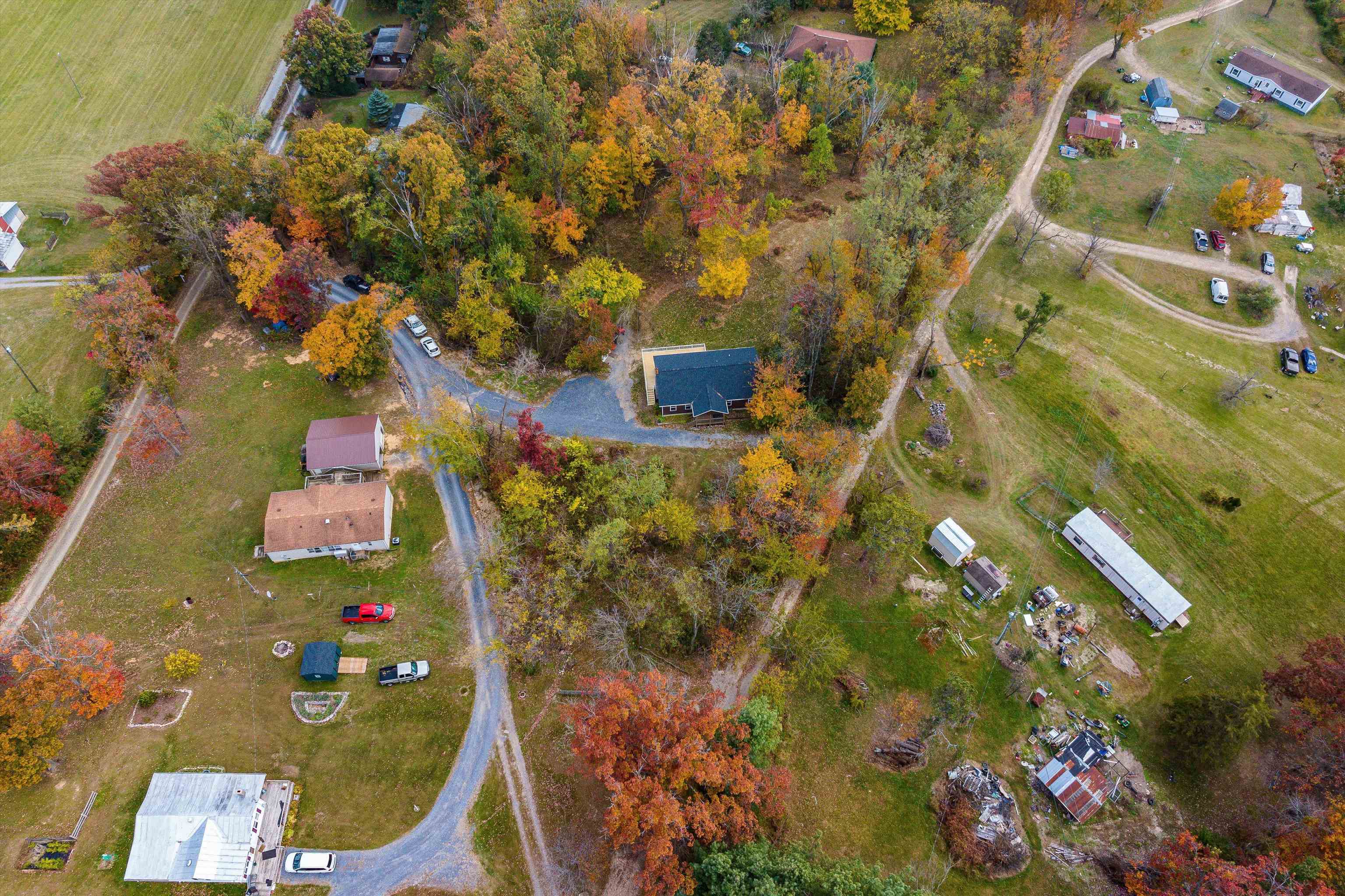 8499 COPPERHEAD RD, SINGERS GLEN, Virginia 22830, 4 Bedrooms Bedrooms, ,3 BathroomsBathrooms,Residential,8499 COPPERHEAD RD,670554 MLS # 670554 8499 COPPERHEAD RD, SINGERS GLEN, Virginia 22830, 4 Bedrooms Bedrooms, ,3 BathroomsBathrooms,Residential,8499 COPPERHEAD RD,670554 MLS # 670554