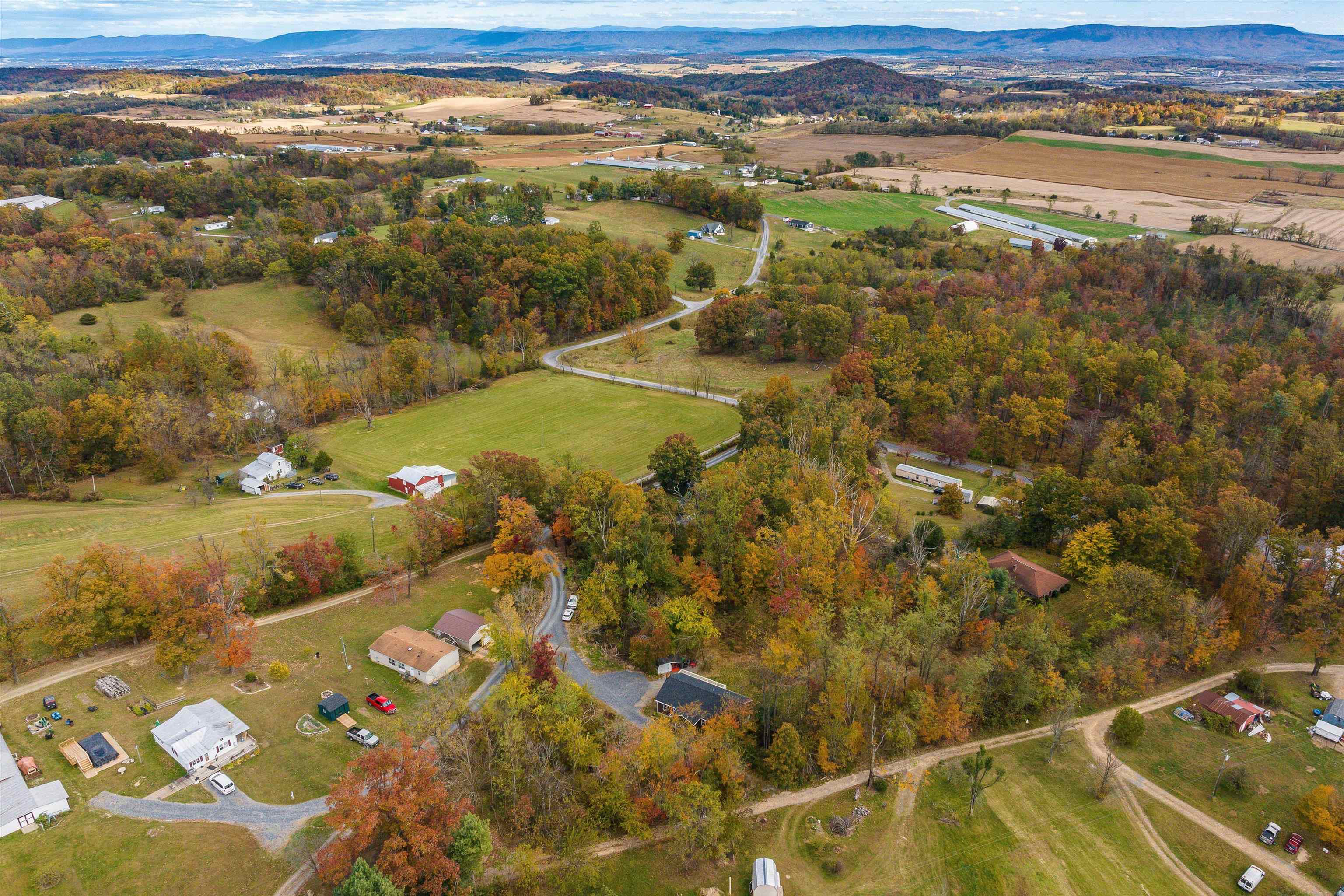 8499 COPPERHEAD RD, SINGERS GLEN, Virginia 22830, 4 Bedrooms Bedrooms, ,3 BathroomsBathrooms,Residential,8499 COPPERHEAD RD,670554 MLS # 670554 8499 COPPERHEAD RD, SINGERS GLEN, Virginia 22830, 4 Bedrooms Bedrooms, ,3 BathroomsBathrooms,Residential,8499 COPPERHEAD RD,670554 MLS # 670554