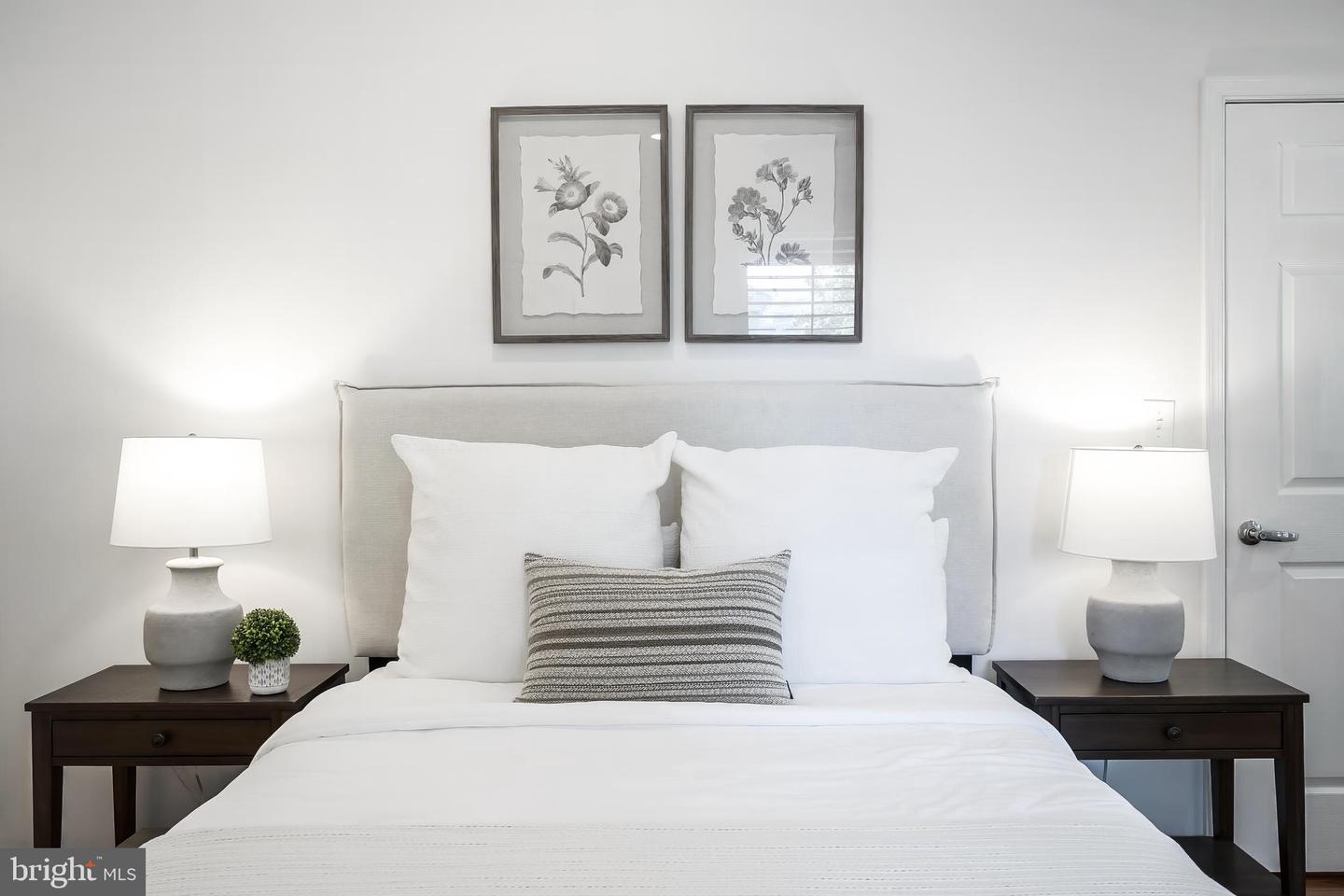 1855 STRATFORD PARK PL #303, RESTON, Virginia 20190, 2 Bedrooms Bedrooms, ,2 BathroomsBathrooms,Residential,For sale,1855 STRATFORD PARK PL #303,VAFX2264912 MLS # VAFX2264912 1855 STRATFORD PARK PL #303, RESTON, Virginia 20190, 2 Bedrooms Bedrooms, ,2 BathroomsBathrooms,Residential,For sale,1855 STRATFORD PARK PL #303,VAFX2264912 MLS # VAFX2264912