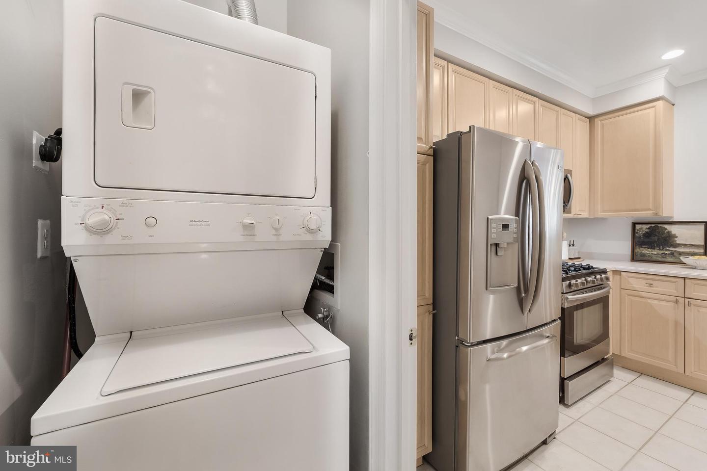 1855 STRATFORD PARK PL #303, RESTON, Virginia 20190, 2 Bedrooms Bedrooms, ,2 BathroomsBathrooms,Residential,For sale,1855 STRATFORD PARK PL #303,VAFX2264912 MLS # VAFX2264912 1855 STRATFORD PARK PL #303, RESTON, Virginia 20190, 2 Bedrooms Bedrooms, ,2 BathroomsBathrooms,Residential,For sale,1855 STRATFORD PARK PL #303,VAFX2264912 MLS # VAFX2264912