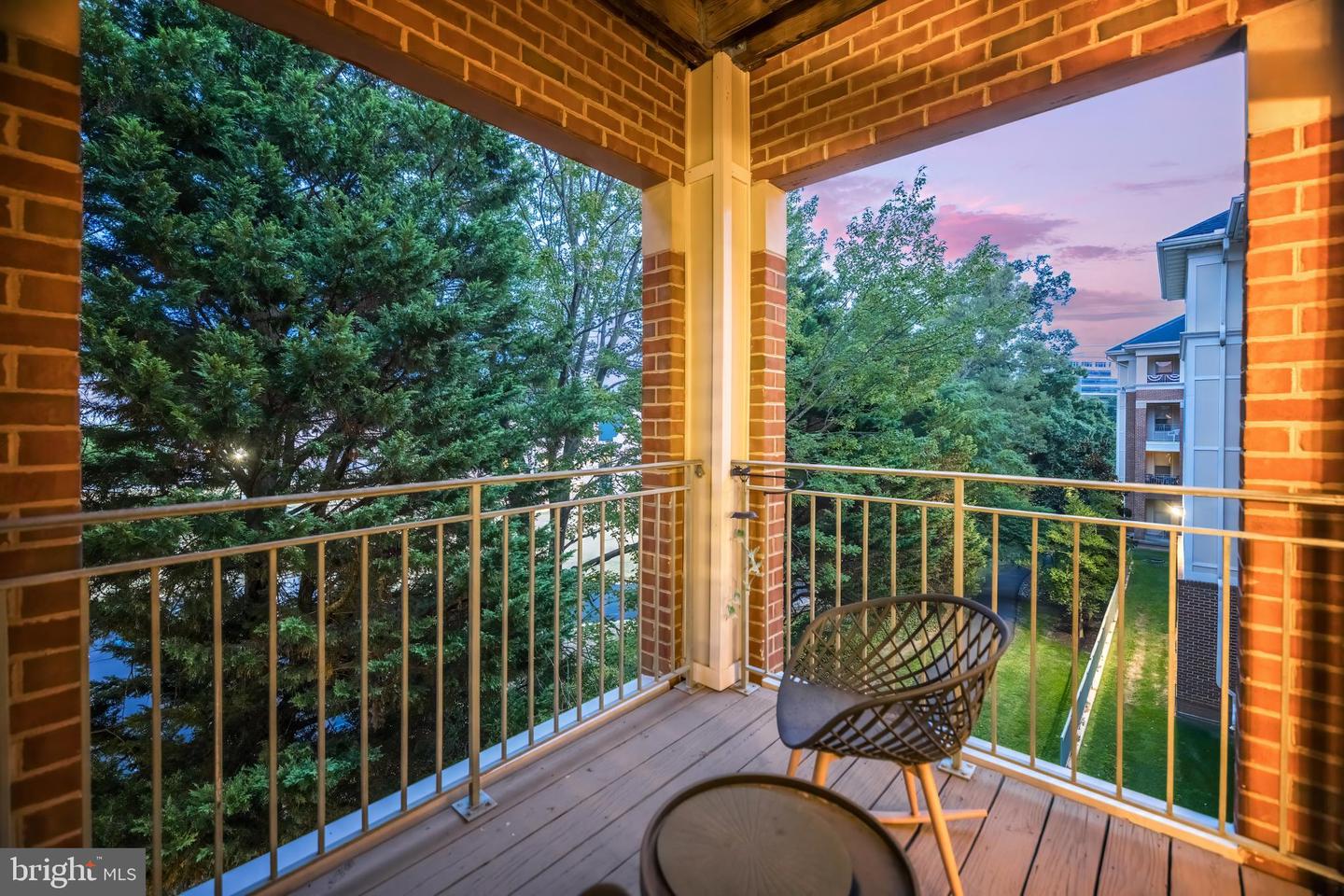 1855 STRATFORD PARK PL #303, RESTON, Virginia 20190, 2 Bedrooms Bedrooms, ,2 BathroomsBathrooms,Residential,For sale,1855 STRATFORD PARK PL #303,VAFX2264912 MLS # VAFX2264912 1855 STRATFORD PARK PL #303, RESTON, Virginia 20190, 2 Bedrooms Bedrooms, ,2 BathroomsBathrooms,Residential,For sale,1855 STRATFORD PARK PL #303,VAFX2264912 MLS # VAFX2264912