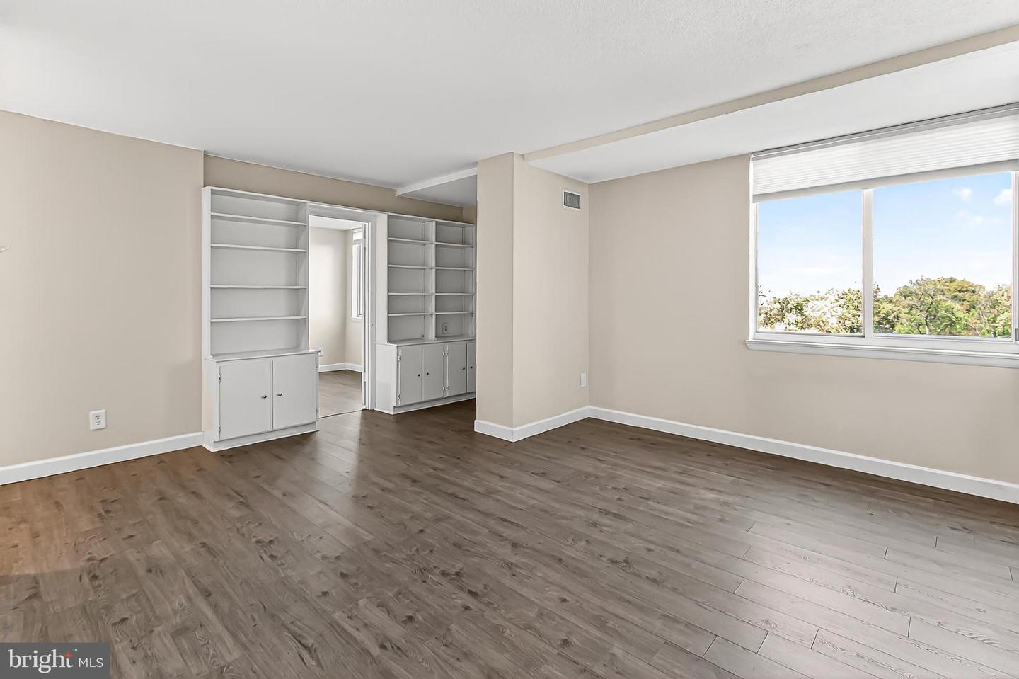 501 SLATERS LN #513, ALEXANDRIA, Virginia 22314, 1 Bedroom Bedrooms, ,1 BathroomBathrooms,Residential,For sale,501 SLATERS LN #513,VAAX2049938 MLS # VAAX2049938 501 SLATERS LN #513, ALEXANDRIA, Virginia 22314, 1 Bedroom Bedrooms, ,1 BathroomBathrooms,Residential,For sale,501 SLATERS LN #513,VAAX2049938 MLS # VAAX2049938