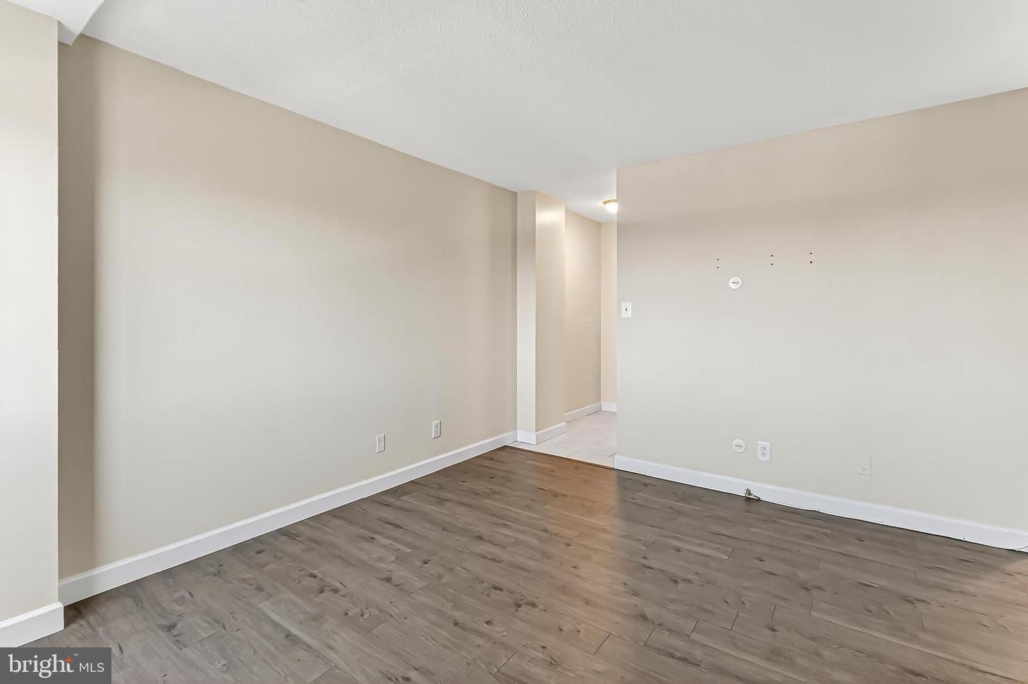 501 SLATERS LN #513, ALEXANDRIA, Virginia 22314, 1 Bedroom Bedrooms, ,1 BathroomBathrooms,Residential,For sale,501 SLATERS LN #513,VAAX2049938 MLS # VAAX2049938 501 SLATERS LN #513, ALEXANDRIA, Virginia 22314, 1 Bedroom Bedrooms, ,1 BathroomBathrooms,Residential,For sale,501 SLATERS LN #513,VAAX2049938 MLS # VAAX2049938