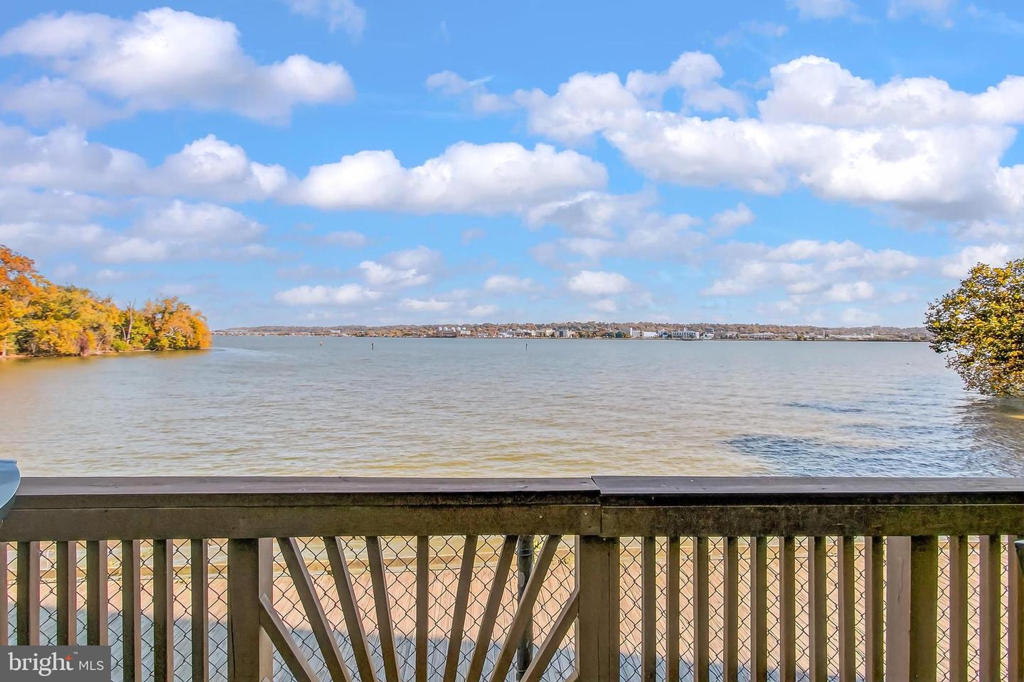 501 SLATERS LN #513, ALEXANDRIA, Virginia 22314, 1 Bedroom Bedrooms, ,1 BathroomBathrooms,Residential,For sale,501 SLATERS LN #513,VAAX2049938 MLS # VAAX2049938