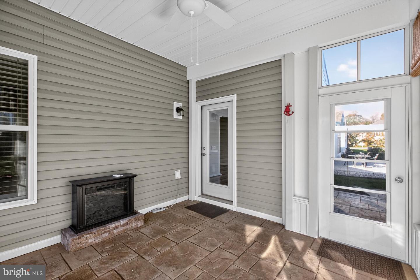 32 MONTAUK AVE, FREDERICKSBURG, Virginia 22406, 2 Bedrooms Bedrooms, ,2 BathroomsBathrooms,Residential,For sale,32 MONTAUK AVE,VAST2042912 MLS # VAST2042912 32 MONTAUK AVE, FREDERICKSBURG, Virginia 22406, 2 Bedrooms Bedrooms, ,2 BathroomsBathrooms,Residential,For sale,32 MONTAUK AVE,VAST2042912 MLS # VAST2042912