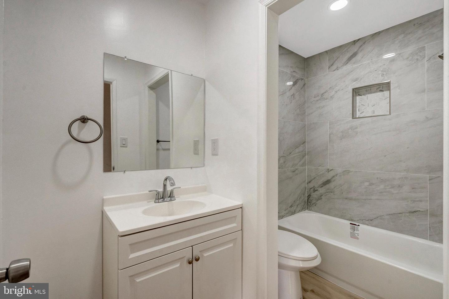 10412 PEARL ST, FAIRFAX, Virginia 22032, 4 Bedrooms Bedrooms, ,3 BathroomsBathrooms,Residential,For sale,10412 PEARL ST,VAFX2273230 MLS # VAFX2273230 10412 PEARL ST, FAIRFAX, Virginia 22032, 4 Bedrooms Bedrooms, ,3 BathroomsBathrooms,Residential,For sale,10412 PEARL ST,VAFX2273230 MLS # VAFX2273230