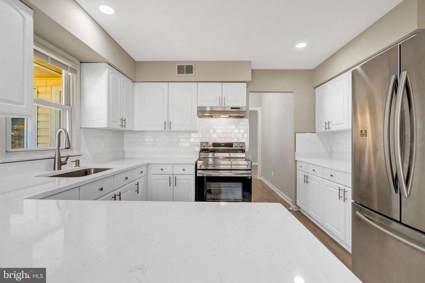 10412 PEARL ST, FAIRFAX, Virginia 22032, 4 Bedrooms Bedrooms, ,3 BathroomsBathrooms,Residential,For sale,10412 PEARL ST,VAFX2273230 MLS # VAFX2273230 10412 PEARL ST, FAIRFAX, Virginia 22032, 4 Bedrooms Bedrooms, ,3 BathroomsBathrooms,Residential,For sale,10412 PEARL ST,VAFX2273230 MLS # VAFX2273230