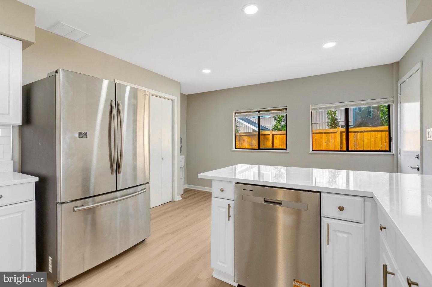 10412 PEARL ST, FAIRFAX, Virginia 22032, 4 Bedrooms Bedrooms, ,3 BathroomsBathrooms,Residential,For sale,10412 PEARL ST,VAFX2273230 MLS # VAFX2273230 10412 PEARL ST, FAIRFAX, Virginia 22032, 4 Bedrooms Bedrooms, ,3 BathroomsBathrooms,Residential,For sale,10412 PEARL ST,VAFX2273230 MLS # VAFX2273230