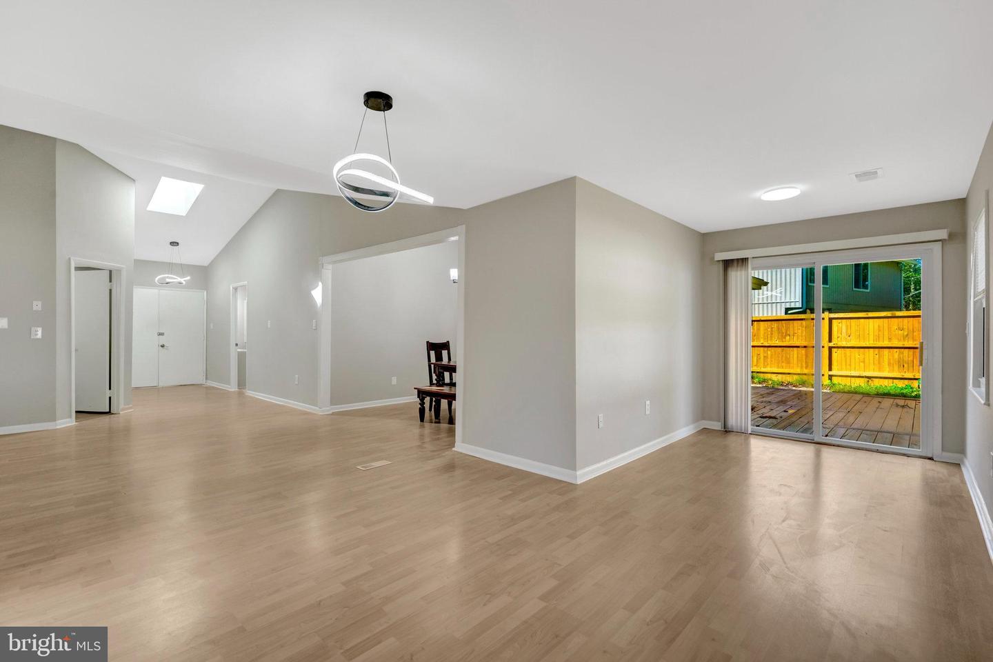 10412 PEARL ST, FAIRFAX, Virginia 22032, 4 Bedrooms Bedrooms, ,3 BathroomsBathrooms,Residential,For sale,10412 PEARL ST,VAFX2273230 MLS # VAFX2273230 10412 PEARL ST, FAIRFAX, Virginia 22032, 4 Bedrooms Bedrooms, ,3 BathroomsBathrooms,Residential,For sale,10412 PEARL ST,VAFX2273230 MLS # VAFX2273230