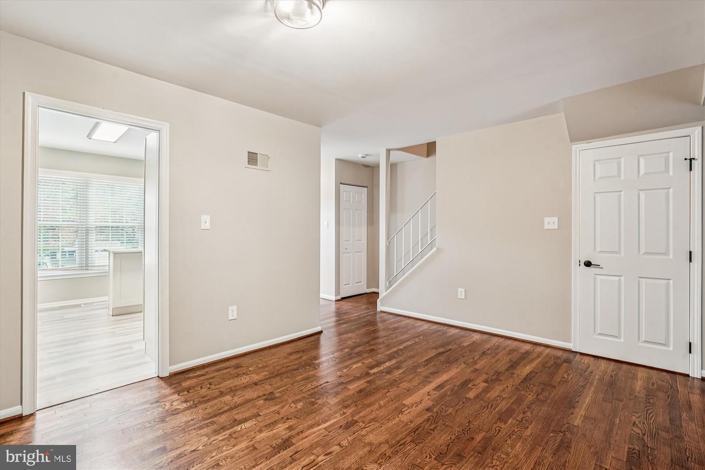 7422 CHUMMLEY CT, FALLS CHURCH, Virginia 22043, 3 Bedrooms Bedrooms, ,3 BathroomsBathrooms,Residential,For sale,7422 CHUMMLEY CT,VAFX2273956 MLS # VAFX2273956 7422 CHUMMLEY CT, FALLS CHURCH, Virginia 22043, 3 Bedrooms Bedrooms, ,3 BathroomsBathrooms,Residential,For sale,7422 CHUMMLEY CT,VAFX2273956 MLS # VAFX2273956