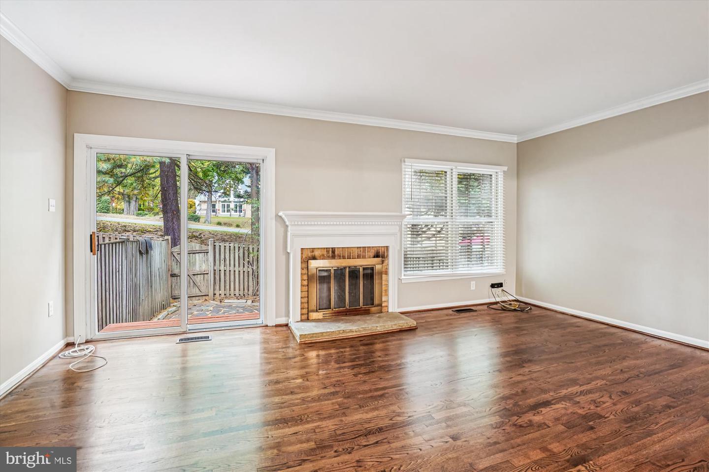 7422 CHUMMLEY CT, FALLS CHURCH, Virginia 22043, 3 Bedrooms Bedrooms, ,3 BathroomsBathrooms,Residential,For sale,7422 CHUMMLEY CT,VAFX2273956 MLS # VAFX2273956 7422 CHUMMLEY CT, FALLS CHURCH, Virginia 22043, 3 Bedrooms Bedrooms, ,3 BathroomsBathrooms,Residential,For sale,7422 CHUMMLEY CT,VAFX2273956 MLS # VAFX2273956