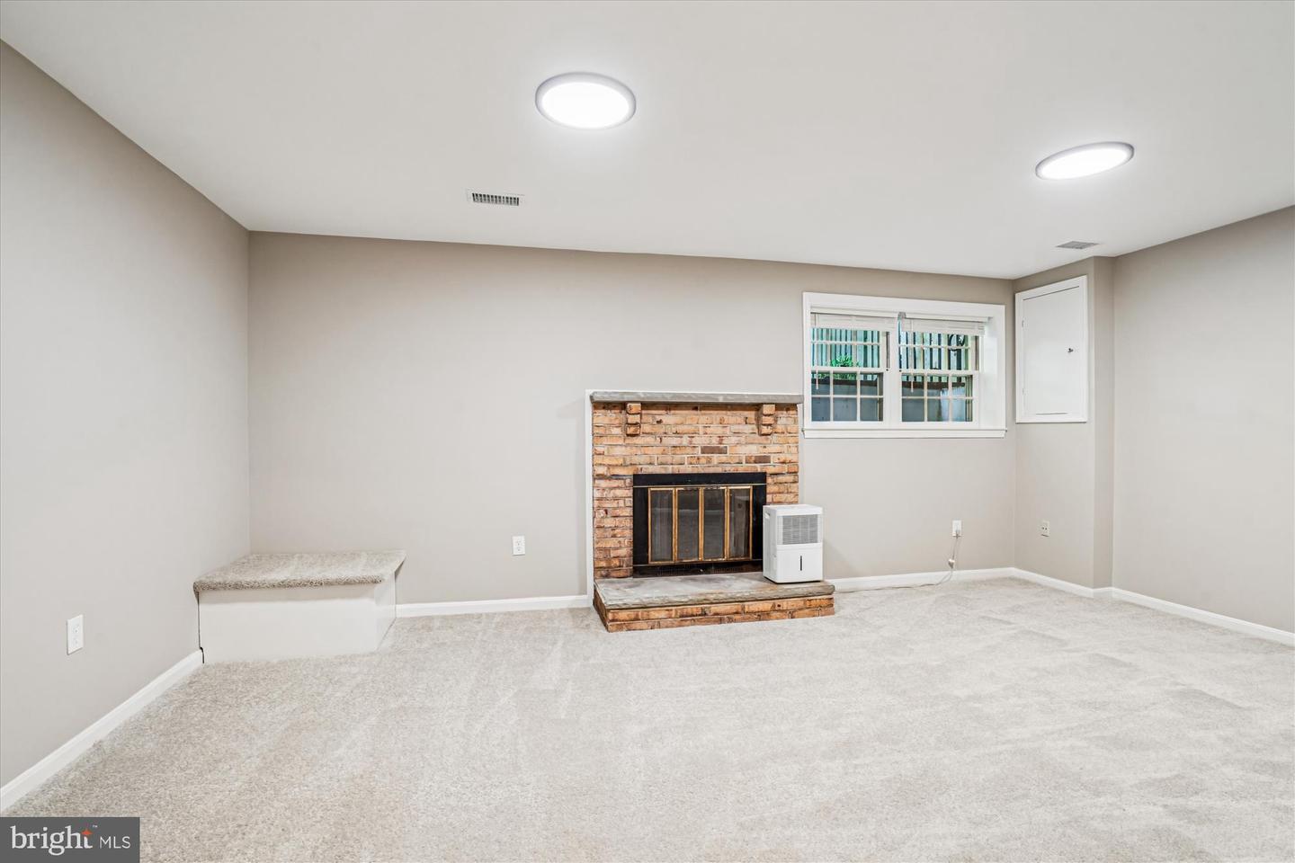 7422 CHUMMLEY CT, FALLS CHURCH, Virginia 22043, 3 Bedrooms Bedrooms, ,3 BathroomsBathrooms,Residential,For sale,7422 CHUMMLEY CT,VAFX2273956 MLS # VAFX2273956 7422 CHUMMLEY CT, FALLS CHURCH, Virginia 22043, 3 Bedrooms Bedrooms, ,3 BathroomsBathrooms,Residential,For sale,7422 CHUMMLEY CT,VAFX2273956 MLS # VAFX2273956