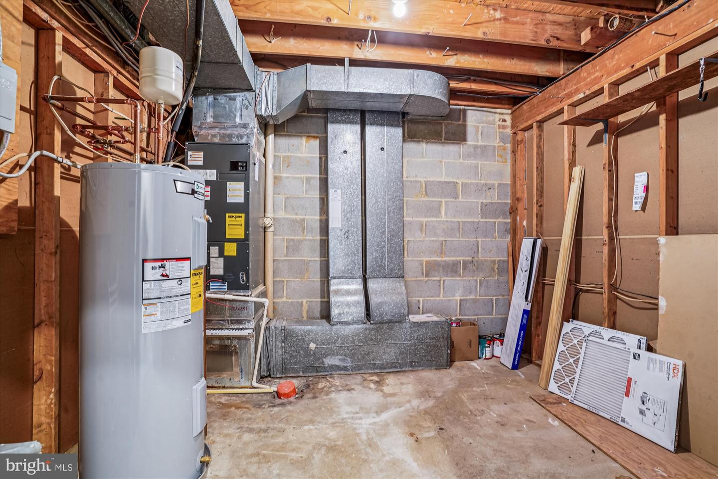 7422 CHUMMLEY CT, FALLS CHURCH, Virginia 22043, 3 Bedrooms Bedrooms, ,3 BathroomsBathrooms,Residential,For sale,7422 CHUMMLEY CT,VAFX2273956 MLS # VAFX2273956 7422 CHUMMLEY CT, FALLS CHURCH, Virginia 22043, 3 Bedrooms Bedrooms, ,3 BathroomsBathrooms,Residential,For sale,7422 CHUMMLEY CT,VAFX2273956 MLS # VAFX2273956