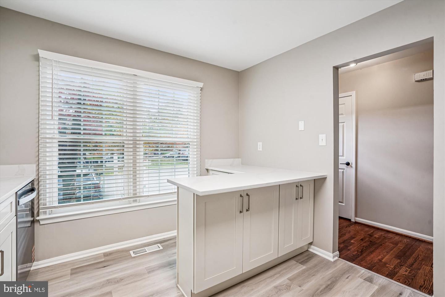 7422 CHUMMLEY CT, FALLS CHURCH, Virginia 22043, 3 Bedrooms Bedrooms, ,3 BathroomsBathrooms,Residential,For sale,7422 CHUMMLEY CT,VAFX2273956 MLS # VAFX2273956 7422 CHUMMLEY CT, FALLS CHURCH, Virginia 22043, 3 Bedrooms Bedrooms, ,3 BathroomsBathrooms,Residential,For sale,7422 CHUMMLEY CT,VAFX2273956 MLS # VAFX2273956