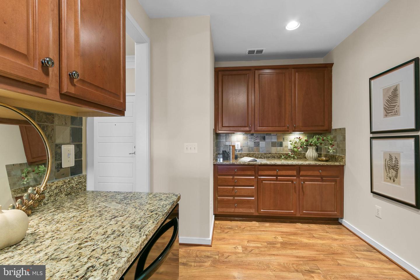 LORTON, Virginia 22079, 2 Bedrooms Bedrooms, ,2 BathroomsBathrooms,Residential,For sale,VAFX2274062 MLS # VAFX2274062 LORTON, Virginia 22079, 2 Bedrooms Bedrooms, ,2 BathroomsBathrooms,Residential,For sale,VAFX2274062 MLS # VAFX2274062