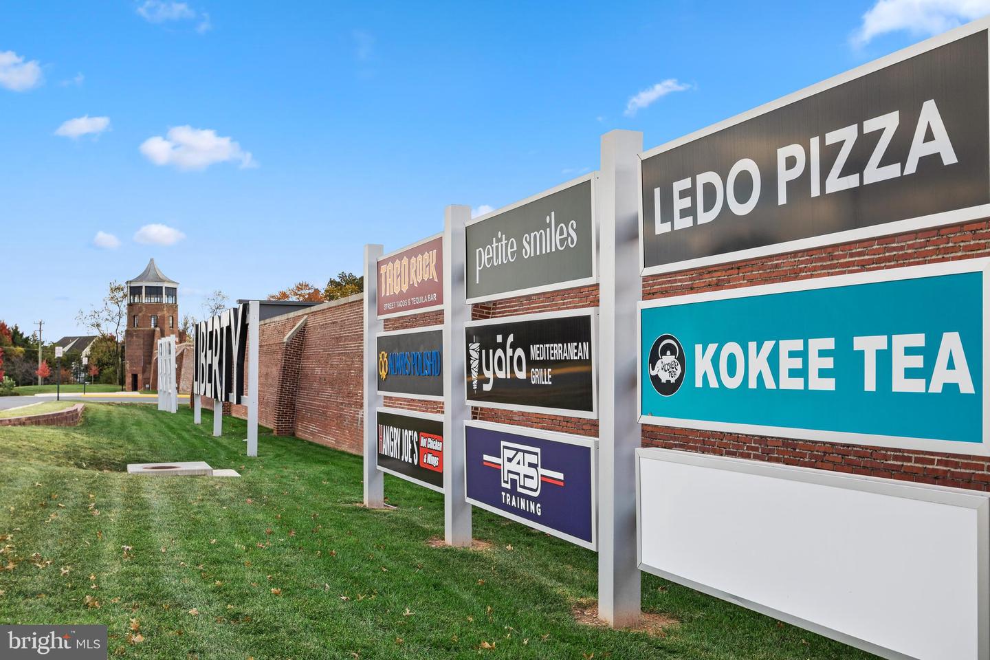 LORTON, Virginia 22079, 2 Bedrooms Bedrooms, ,2 BathroomsBathrooms,Residential,For sale,VAFX2274062 MLS # VAFX2274062 LORTON, Virginia 22079, 2 Bedrooms Bedrooms, ,2 BathroomsBathrooms,Residential,For sale,VAFX2274062 MLS # VAFX2274062