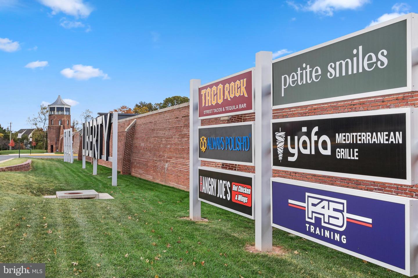 LORTON, Virginia 22079, 2 Bedrooms Bedrooms, ,2 BathroomsBathrooms,Residential,For sale,VAFX2274062 MLS # VAFX2274062 LORTON, Virginia 22079, 2 Bedrooms Bedrooms, ,2 BathroomsBathrooms,Residential,For sale,VAFX2274062 MLS # VAFX2274062