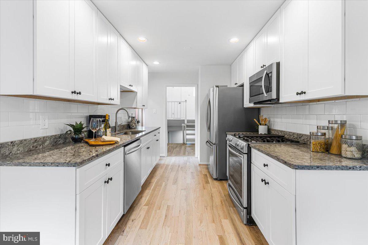 12388 COPENHAGEN CT, RESTON, Virginia 20191, 4 Bedrooms Bedrooms, ,3 BathroomsBathrooms,Residential,For sale,12388 COPENHAGEN CT,VAFX2274104 MLS # VAFX2274104 12388 COPENHAGEN CT, RESTON, Virginia 20191, 4 Bedrooms Bedrooms, ,3 BathroomsBathrooms,Residential,For sale,12388 COPENHAGEN CT,VAFX2274104 MLS # VAFX2274104