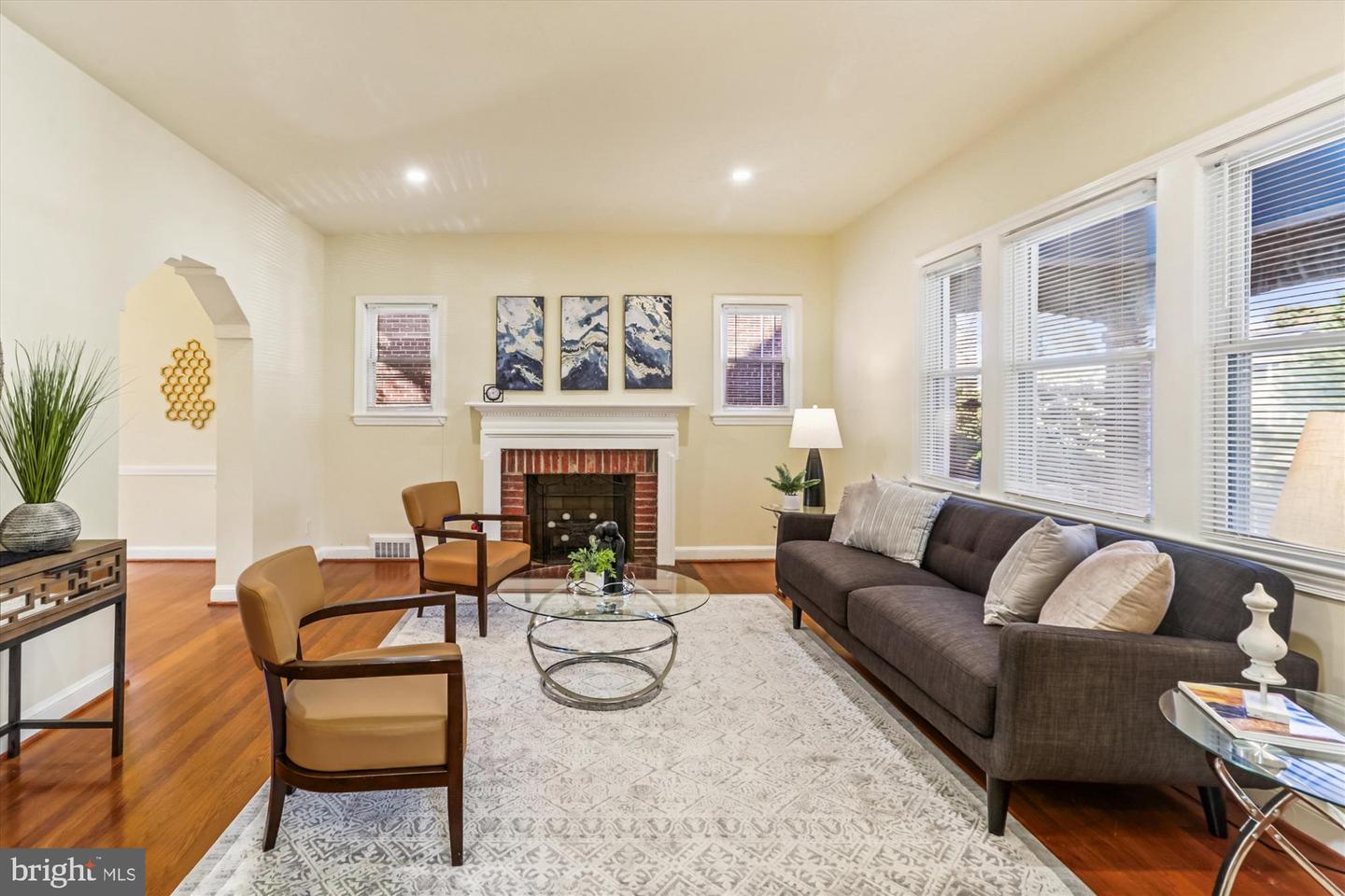 1348 UNDERWOOD ST NW, WASHINGTON, District Of Columbia 20012, 4 Bedrooms Bedrooms, ,3 BathroomsBathrooms,Residential,For sale,1348 UNDERWOOD ST NW,DCDC2227028 MLS # DCDC2227028 1348 UNDERWOOD ST NW, WASHINGTON, District Of Columbia 20012, 4 Bedrooms Bedrooms, ,3 BathroomsBathrooms,Residential,For sale,1348 UNDERWOOD ST NW,DCDC2227028 MLS # DCDC2227028