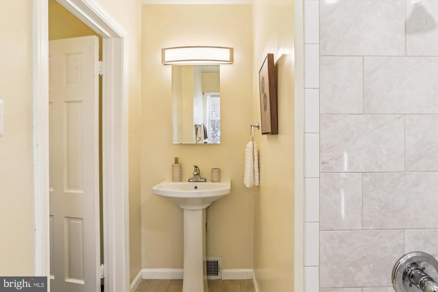 1348 UNDERWOOD ST NW, WASHINGTON, District Of Columbia 20012, 4 Bedrooms Bedrooms, ,3 BathroomsBathrooms,Residential,For sale,1348 UNDERWOOD ST NW,DCDC2227028 MLS # DCDC2227028 1348 UNDERWOOD ST NW, WASHINGTON, District Of Columbia 20012, 4 Bedrooms Bedrooms, ,3 BathroomsBathrooms,Residential,For sale,1348 UNDERWOOD ST NW,DCDC2227028 MLS # DCDC2227028