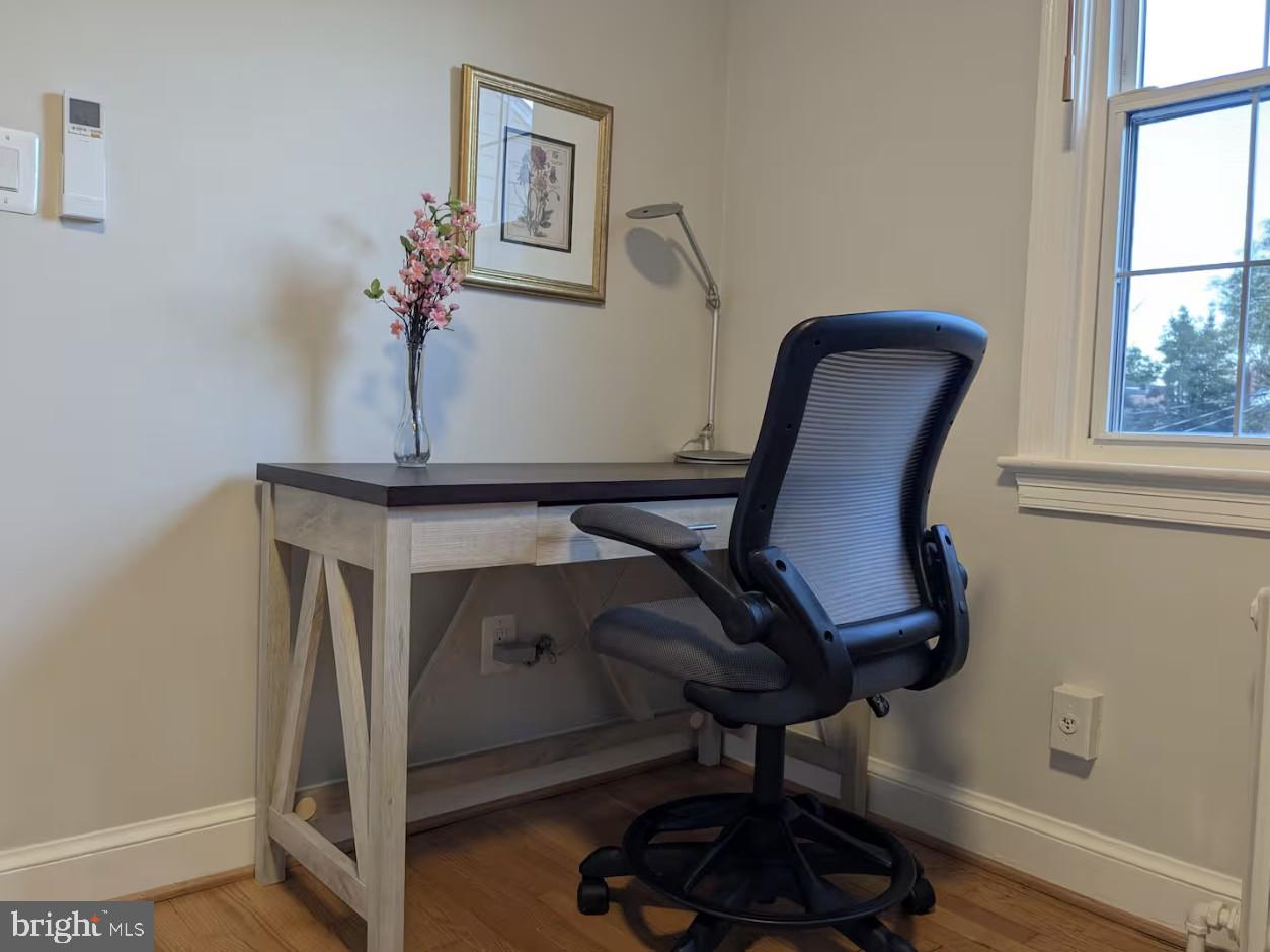 11 E LINDEN ST, ALEXANDRIA, Virginia 22301, 2 Bedrooms Bedrooms, ,2 BathroomsBathrooms,Residential,For sale,11 E LINDEN ST,VAAX2050848 MLS # VAAX2050848 11 E LINDEN ST, ALEXANDRIA, Virginia 22301, 2 Bedrooms Bedrooms, ,2 BathroomsBathrooms,Residential,For sale,11 E LINDEN ST,VAAX2050848 MLS # VAAX2050848