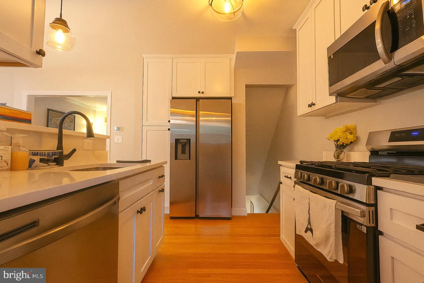 11 E LINDEN ST, ALEXANDRIA, Virginia 22301, 2 Bedrooms Bedrooms, ,2 BathroomsBathrooms,Residential,For sale,11 E LINDEN ST,VAAX2050848 MLS # VAAX2050848 11 E LINDEN ST, ALEXANDRIA, Virginia 22301, 2 Bedrooms Bedrooms, ,2 BathroomsBathrooms,Residential,For sale,11 E LINDEN ST,VAAX2050848 MLS # VAAX2050848