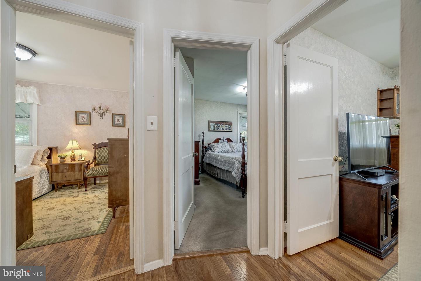 7124 WADE PL, FALLS CHURCH, Virginia 22042, 3 Bedrooms Bedrooms, 11 Rooms Rooms,2 BathroomsBathrooms,Residential,For sale,7124 WADE PL,VAFX2274674 MLS # VAFX2274674 7124 WADE PL, FALLS CHURCH, Virginia 22042, 3 Bedrooms Bedrooms, 11 Rooms Rooms,2 BathroomsBathrooms,Residential,For sale,7124 WADE PL,VAFX2274674 MLS # VAFX2274674