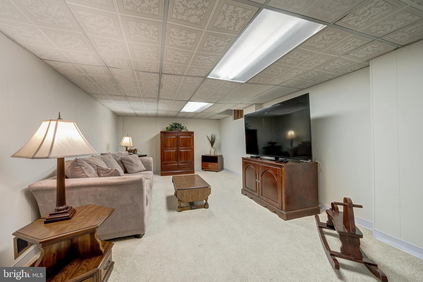 7124 WADE PL, FALLS CHURCH, Virginia 22042, 3 Bedrooms Bedrooms, 11 Rooms Rooms,2 BathroomsBathrooms,Residential,For sale,7124 WADE PL,VAFX2274674 MLS # VAFX2274674 7124 WADE PL, FALLS CHURCH, Virginia 22042, 3 Bedrooms Bedrooms, 11 Rooms Rooms,2 BathroomsBathrooms,Residential,For sale,7124 WADE PL,VAFX2274674 MLS # VAFX2274674