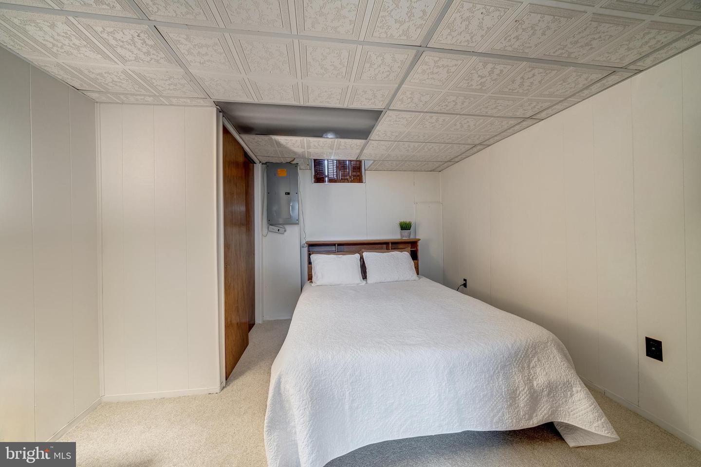 7124 WADE PL, FALLS CHURCH, Virginia 22042, 3 Bedrooms Bedrooms, 11 Rooms Rooms,2 BathroomsBathrooms,Residential,For sale,7124 WADE PL,VAFX2274674 MLS # VAFX2274674 7124 WADE PL, FALLS CHURCH, Virginia 22042, 3 Bedrooms Bedrooms, 11 Rooms Rooms,2 BathroomsBathrooms,Residential,For sale,7124 WADE PL,VAFX2274674 MLS # VAFX2274674