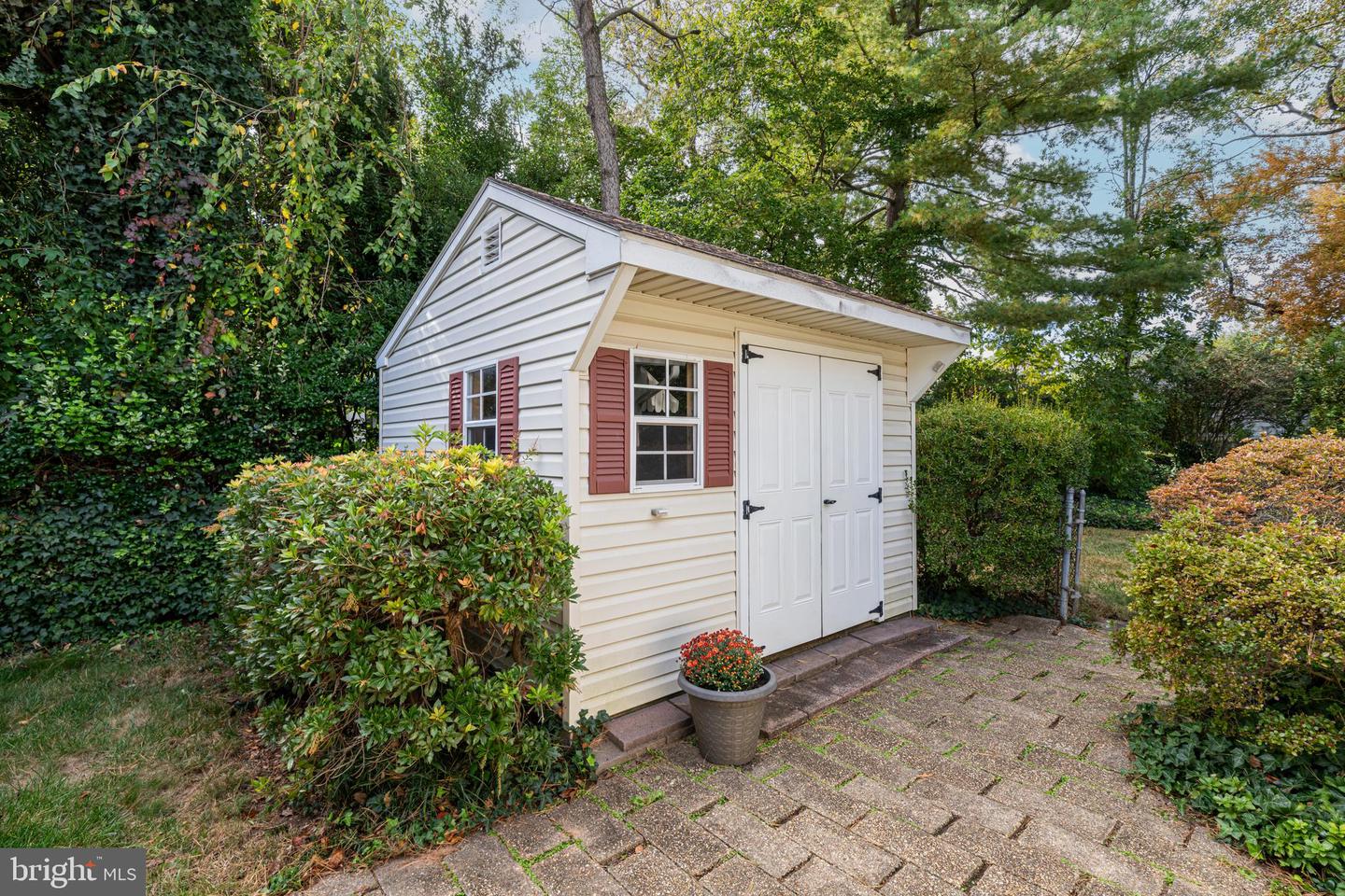 7124 WADE PL, FALLS CHURCH, Virginia 22042, 3 Bedrooms Bedrooms, 11 Rooms Rooms,2 BathroomsBathrooms,Residential,For sale,7124 WADE PL,VAFX2274674 MLS # VAFX2274674 7124 WADE PL, FALLS CHURCH, Virginia 22042, 3 Bedrooms Bedrooms, 11 Rooms Rooms,2 BathroomsBathrooms,Residential,For sale,7124 WADE PL,VAFX2274674 MLS # VAFX2274674