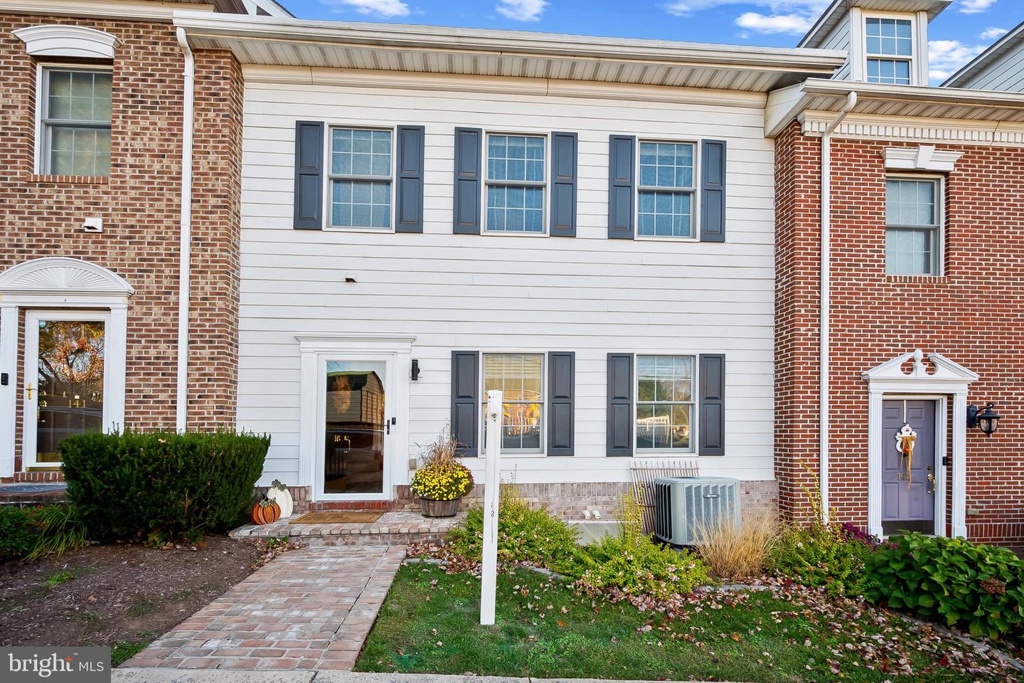 143 S CHURCH ST, WOODSTOCK, Virginia 22664, 3 Bedrooms Bedrooms, 12 Rooms Rooms,3 BathroomsBathrooms,Residential,For sale,143 S CHURCH ST,VASH2012796 MLS # VASH2012796 143 S CHURCH ST, WOODSTOCK, Virginia 22664, 3 Bedrooms Bedrooms, 12 Rooms Rooms,3 BathroomsBathrooms,Residential,For sale,143 S CHURCH ST,VASH2012796 MLS # VASH2012796