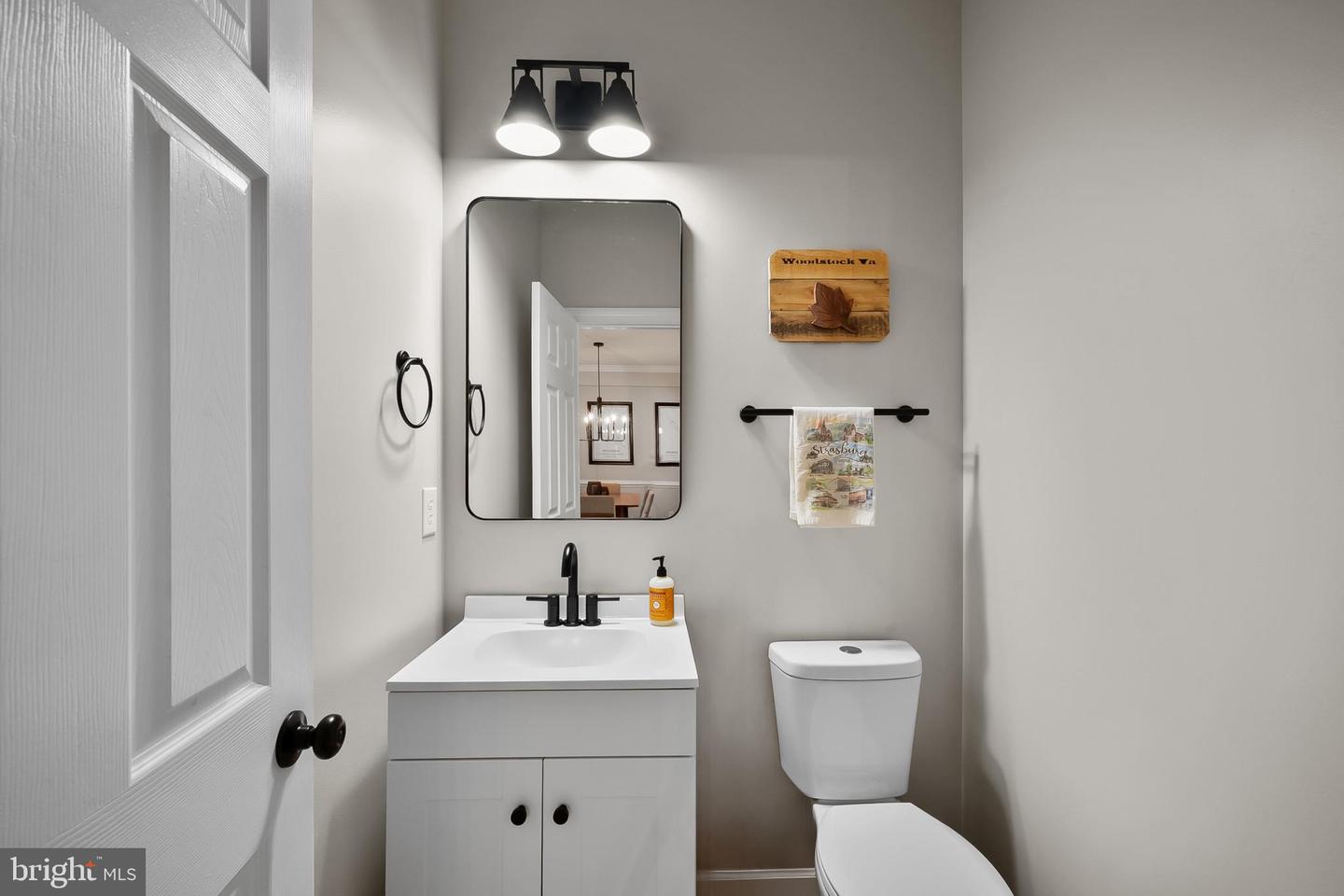 143 S CHURCH ST, WOODSTOCK, Virginia 22664, 3 Bedrooms Bedrooms, 12 Rooms Rooms,3 BathroomsBathrooms,Residential,For sale,143 S CHURCH ST,VASH2012796 MLS # VASH2012796 143 S CHURCH ST, WOODSTOCK, Virginia 22664, 3 Bedrooms Bedrooms, 12 Rooms Rooms,3 BathroomsBathrooms,Residential,For sale,143 S CHURCH ST,VASH2012796 MLS # VASH2012796