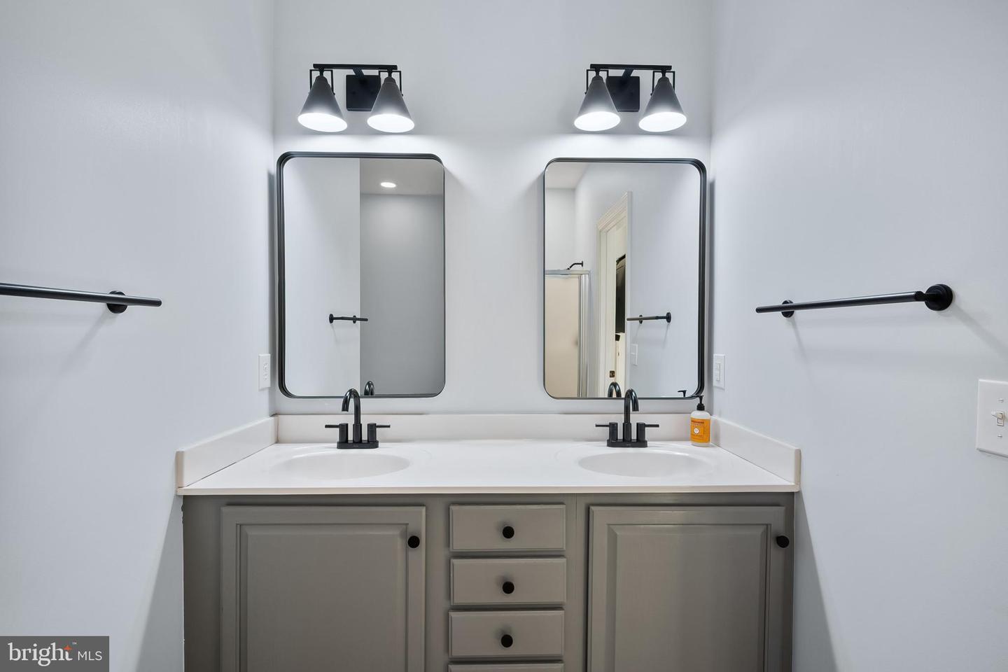 143 S CHURCH ST, WOODSTOCK, Virginia 22664, 3 Bedrooms Bedrooms, 12 Rooms Rooms,3 BathroomsBathrooms,Residential,For sale,143 S CHURCH ST,VASH2012796 MLS # VASH2012796 143 S CHURCH ST, WOODSTOCK, Virginia 22664, 3 Bedrooms Bedrooms, 12 Rooms Rooms,3 BathroomsBathrooms,Residential,For sale,143 S CHURCH ST,VASH2012796 MLS # VASH2012796