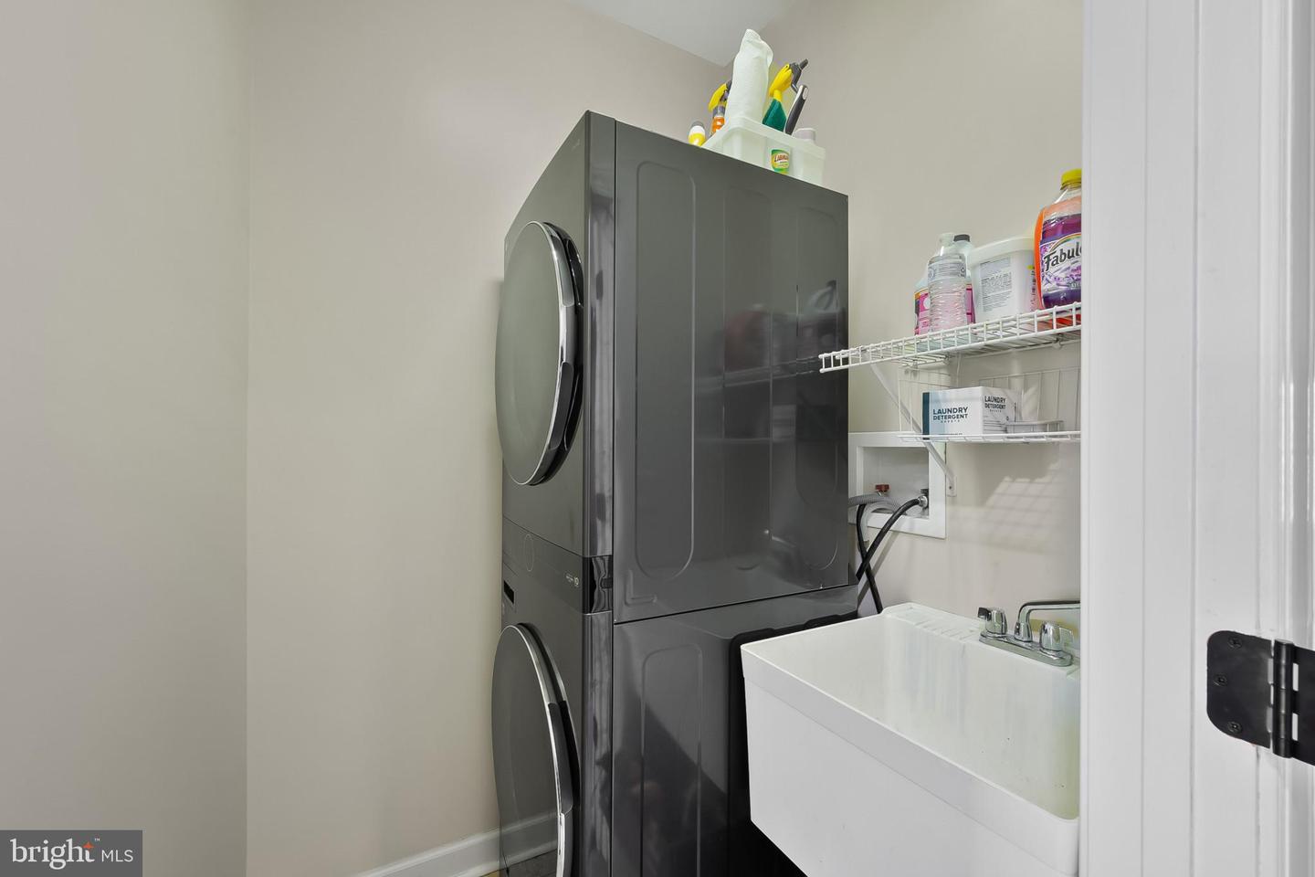 143 S CHURCH ST, WOODSTOCK, Virginia 22664, 3 Bedrooms Bedrooms, 12 Rooms Rooms,3 BathroomsBathrooms,Residential,For sale,143 S CHURCH ST,VASH2012796 MLS # VASH2012796 143 S CHURCH ST, WOODSTOCK, Virginia 22664, 3 Bedrooms Bedrooms, 12 Rooms Rooms,3 BathroomsBathrooms,Residential,For sale,143 S CHURCH ST,VASH2012796 MLS # VASH2012796