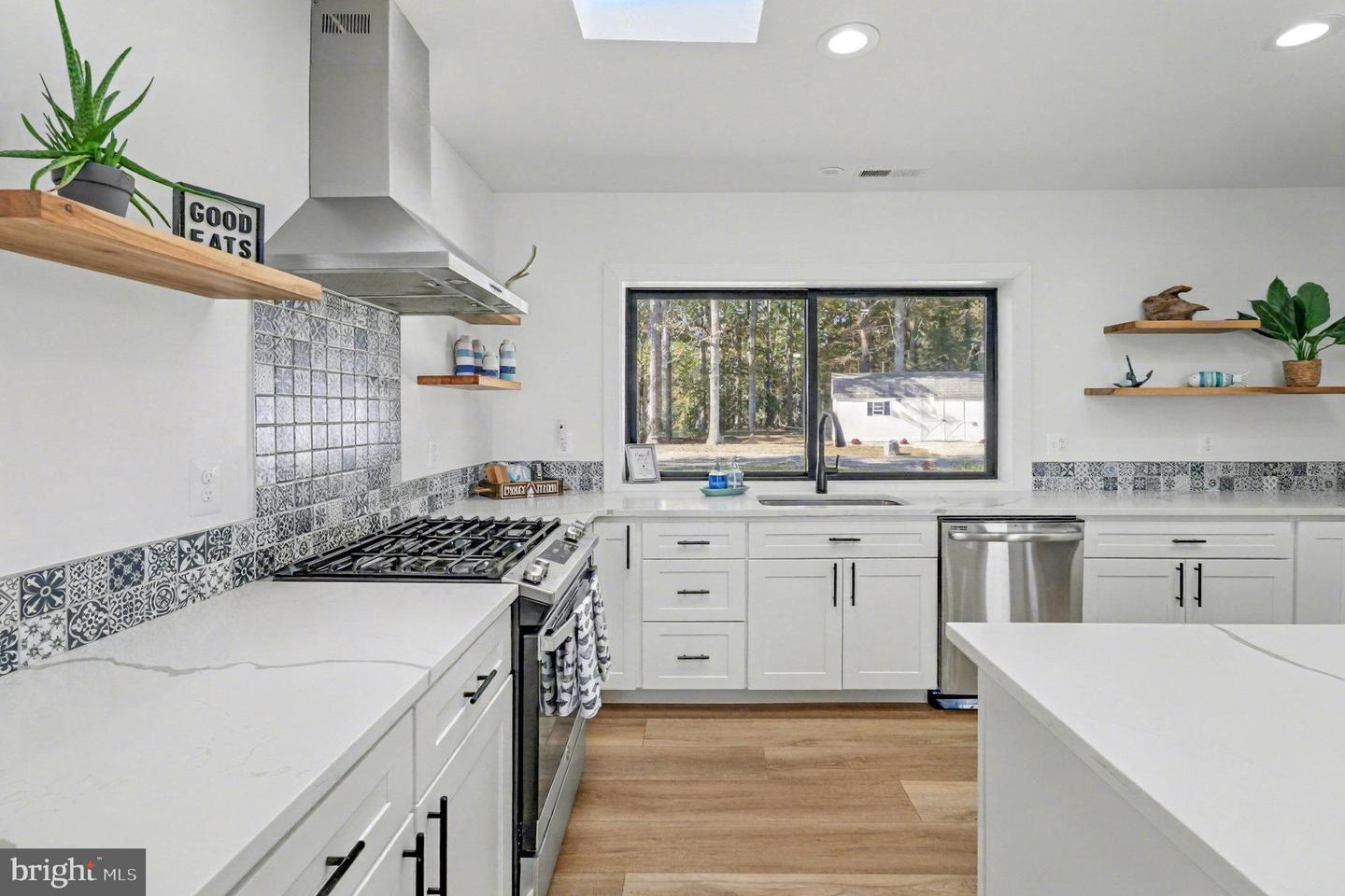 160 SHIPWATCH LN, REEDVILLE, Virginia 22539, 4 Bedrooms Bedrooms, 12 Rooms Rooms,3 BathroomsBathrooms,Residential,For sale,160 SHIPWATCH LN,VANV2001782 MLS # VANV2001782