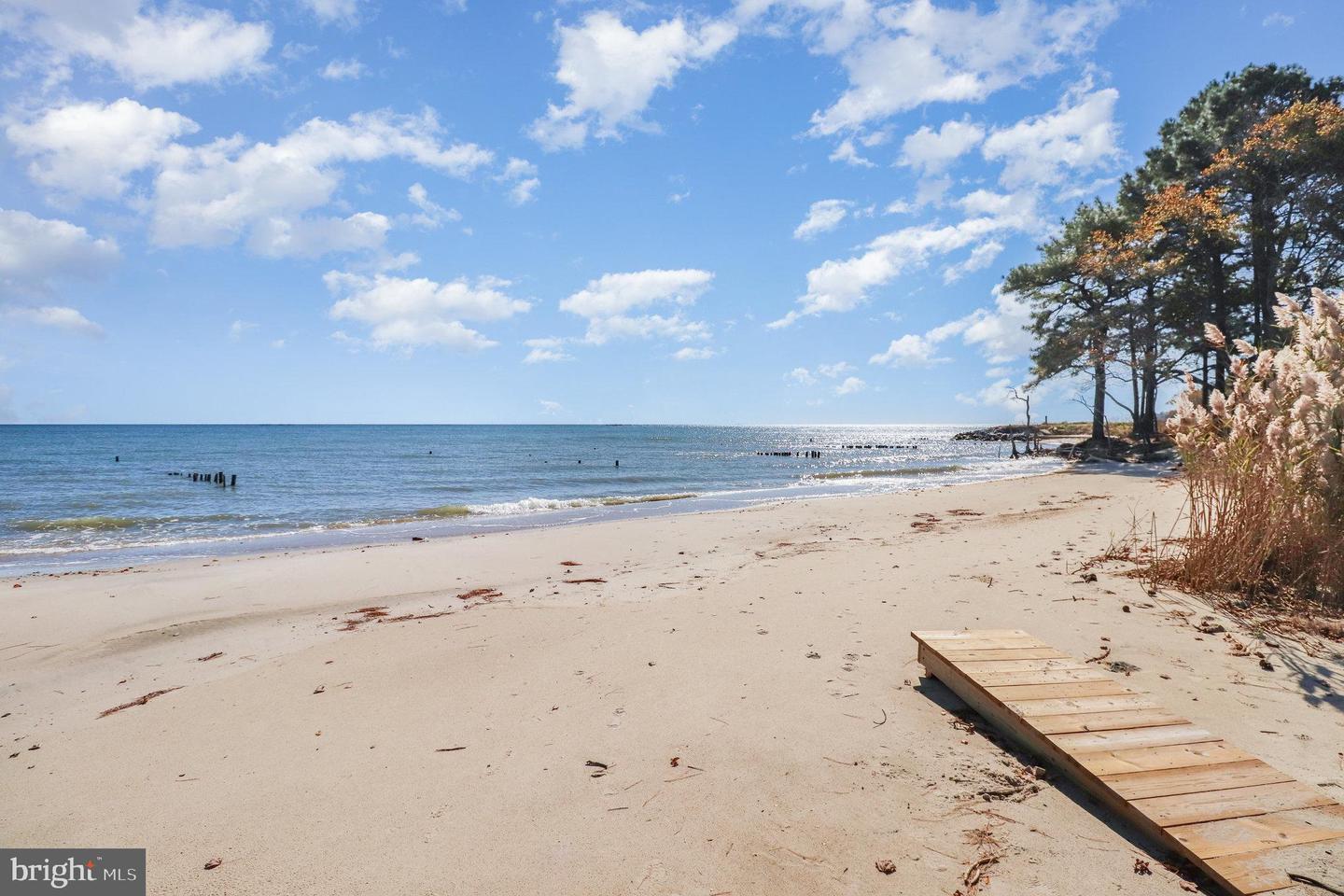 160 SHIPWATCH LN, REEDVILLE, Virginia 22539, 4 Bedrooms Bedrooms, 12 Rooms Rooms,3 BathroomsBathrooms,Residential,For sale,160 SHIPWATCH LN,VANV2001782 MLS # VANV2001782