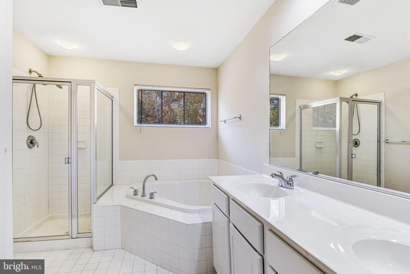 9073 RIBBON FALLS LOOP, BRISTOW, Virginia 20136, 4 Bedrooms Bedrooms, ,3 BathroomsBathrooms,Residential,For sale,9073 RIBBON FALLS LOOP,VAPW2106444 MLS # VAPW2106444 9073 RIBBON FALLS LOOP, BRISTOW, Virginia 20136, 4 Bedrooms Bedrooms, ,3 BathroomsBathrooms,Residential,For sale,9073 RIBBON FALLS LOOP,VAPW2106444 MLS # VAPW2106444