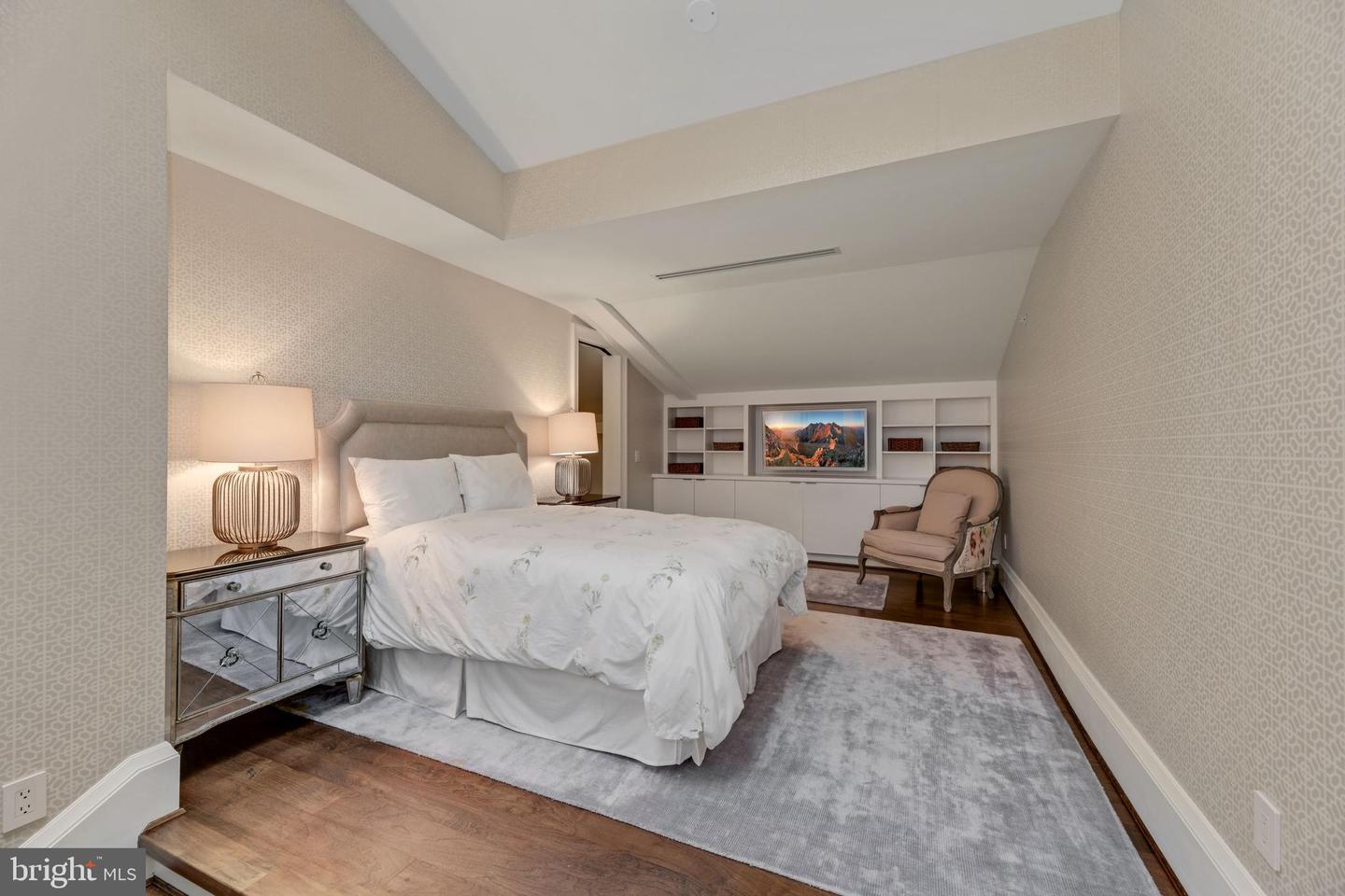 3329 PROSPECT ST NW #7, WASHINGTON, District Of Columbia 20007, 4 Bedrooms Bedrooms, ,4 BathroomsBathrooms,Residential,For sale,3329 PROSPECT ST NW #7,DCDC2228124 MLS # DCDC2228124 3329 PROSPECT ST NW #7, WASHINGTON, District Of Columbia 20007, 4 Bedrooms Bedrooms, ,4 BathroomsBathrooms,Residential,For sale,3329 PROSPECT ST NW #7,DCDC2228124 MLS # DCDC2228124