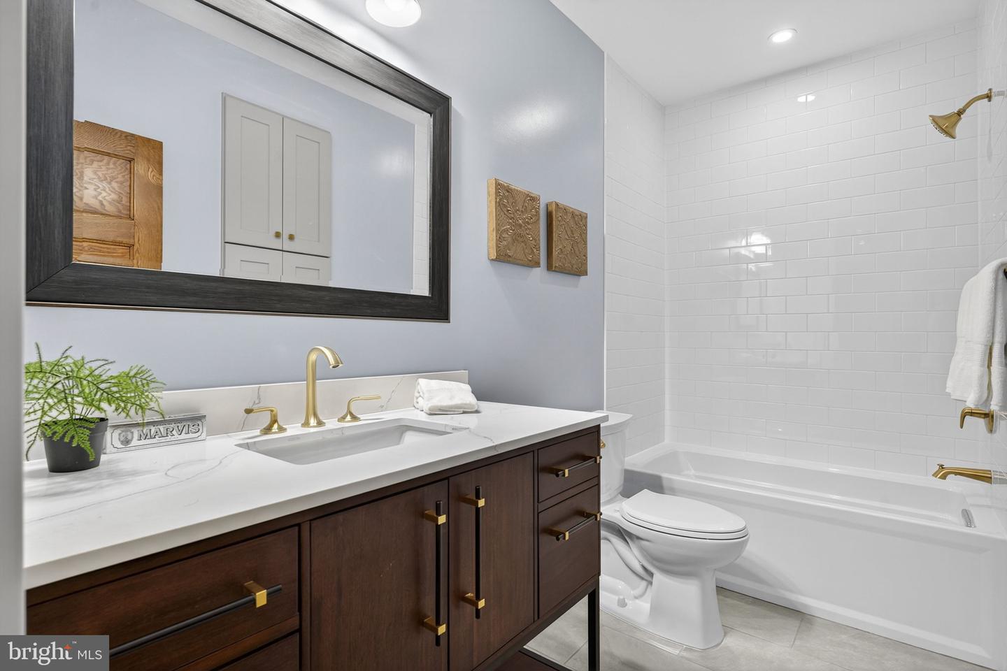 1417 POTOMAC AVE SE, WASHINGTON, District Of Columbia 20003, 4 Bedrooms Bedrooms, ,3 BathroomsBathrooms,Residential,For sale,1417 POTOMAC AVE SE,DCDC2228238 MLS # DCDC2228238 1417 POTOMAC AVE SE, WASHINGTON, District Of Columbia 20003, 4 Bedrooms Bedrooms, ,3 BathroomsBathrooms,Residential,For sale,1417 POTOMAC AVE SE,DCDC2228238 MLS # DCDC2228238