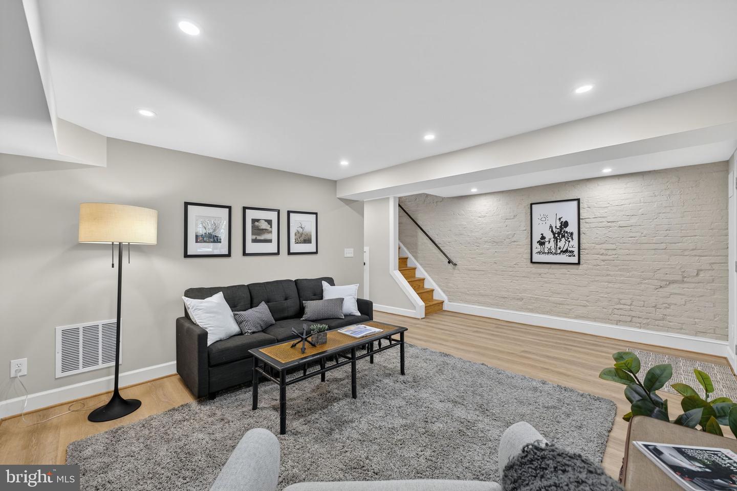 1417 POTOMAC AVE SE, WASHINGTON, District Of Columbia 20003, 4 Bedrooms Bedrooms, ,3 BathroomsBathrooms,Residential,For sale,1417 POTOMAC AVE SE,DCDC2228238 MLS # DCDC2228238 1417 POTOMAC AVE SE, WASHINGTON, District Of Columbia 20003, 4 Bedrooms Bedrooms, ,3 BathroomsBathrooms,Residential,For sale,1417 POTOMAC AVE SE,DCDC2228238 MLS # DCDC2228238