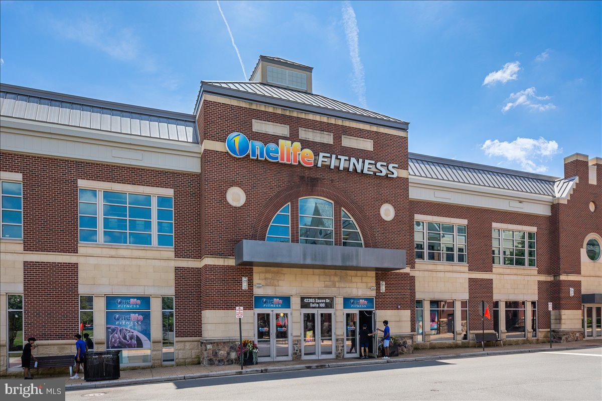 42533 MAGELLAN SQ, BRAMBLETON, Virginia 20148, 3 Bedrooms Bedrooms, ,2 BathroomsBathrooms,Residential,For sale,42533 MAGELLAN SQ,VALO2109420 MLS # VALO2109420 42533 MAGELLAN SQ, BRAMBLETON, Virginia 20148, 3 Bedrooms Bedrooms, ,2 BathroomsBathrooms,Residential,For sale,42533 MAGELLAN SQ,VALO2109420 MLS # VALO2109420